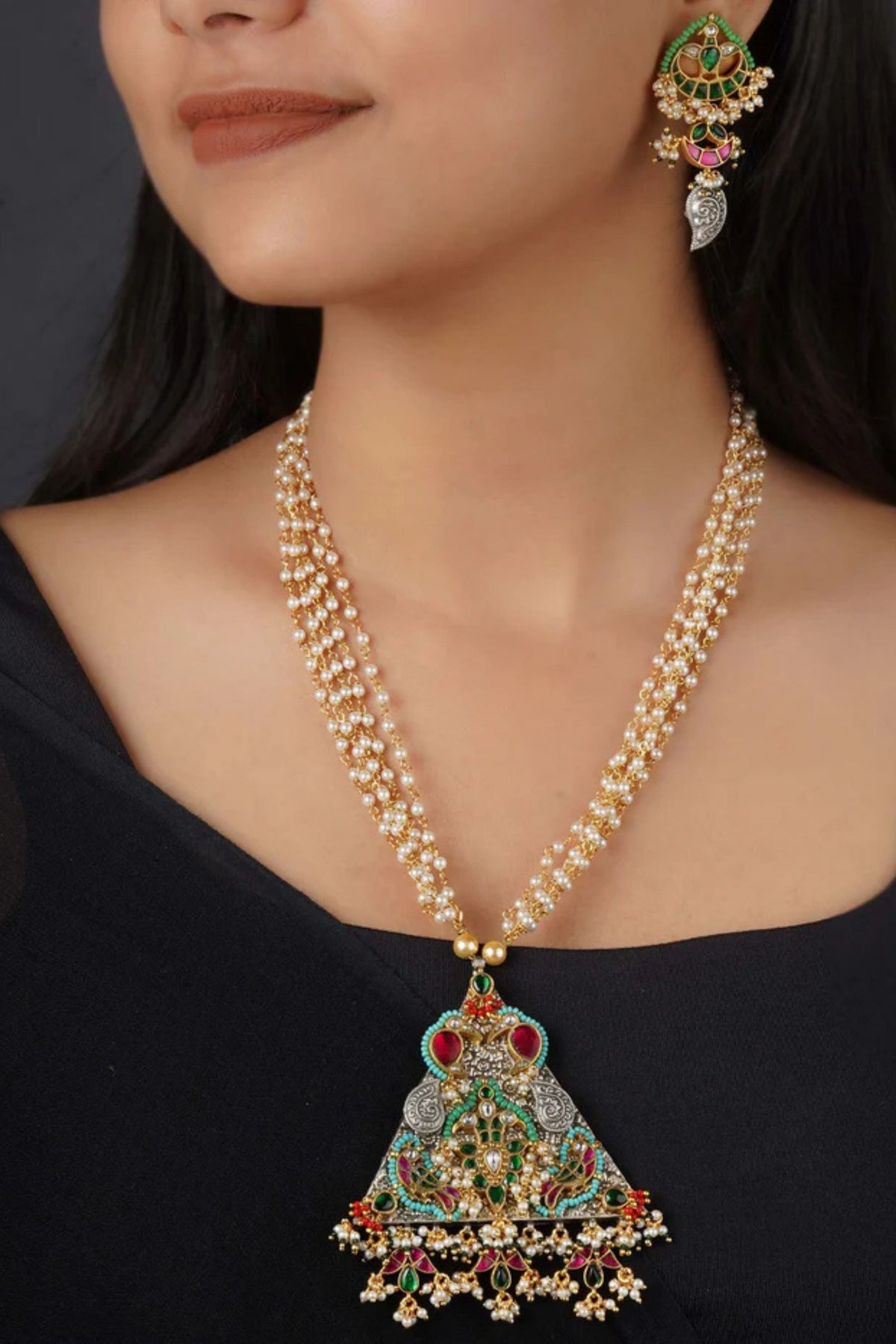 Multicolor Tribal Necklace Set