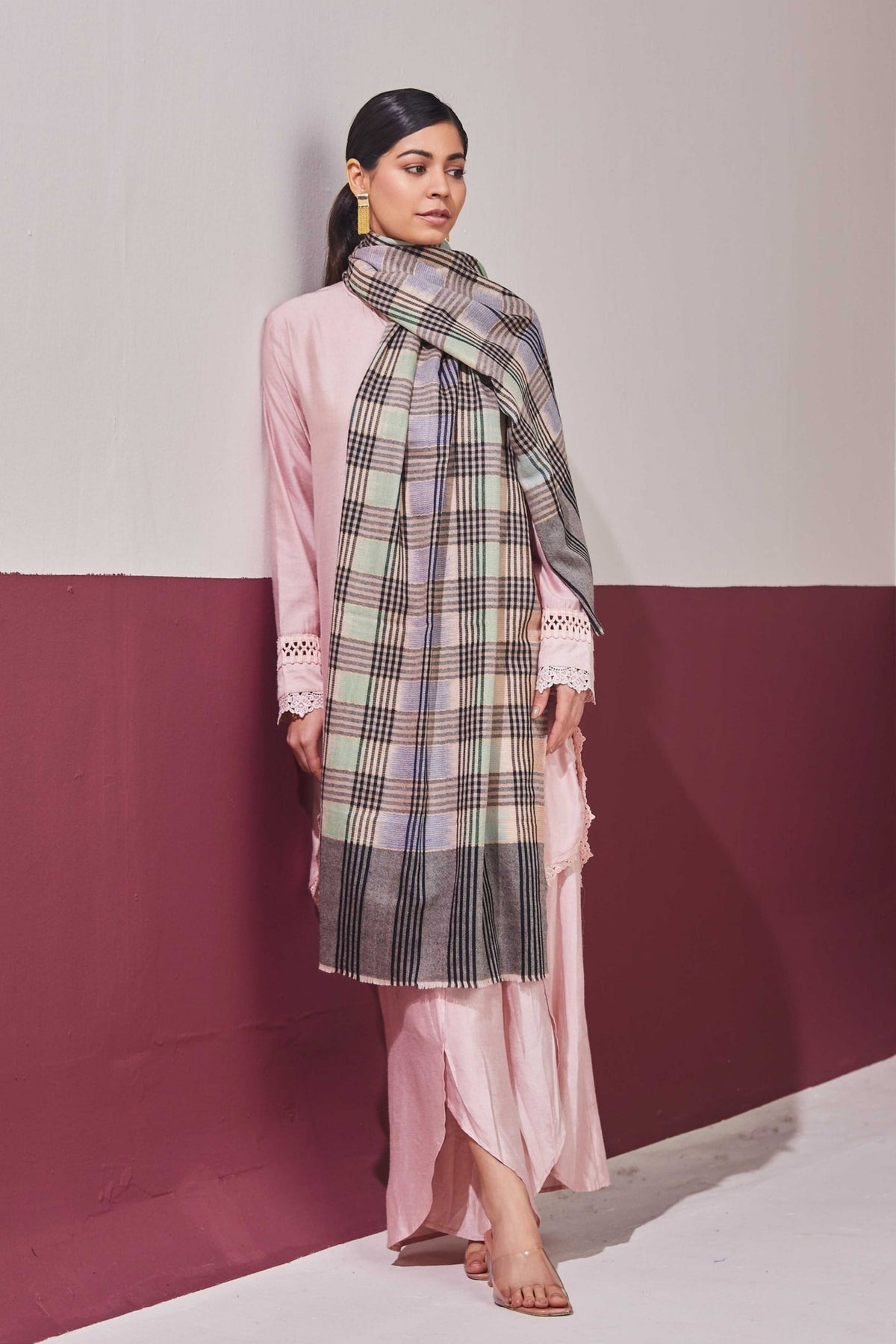 Zari Check Stripes Black Stole