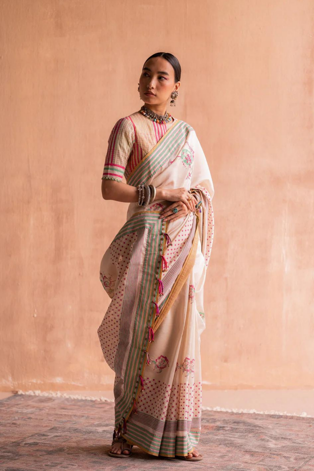 Yamuna Sari