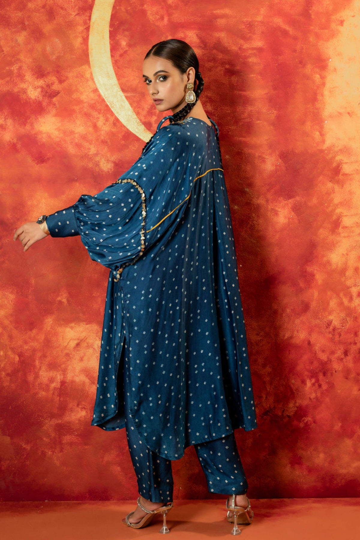 Hira Indigo Kaftan Set
