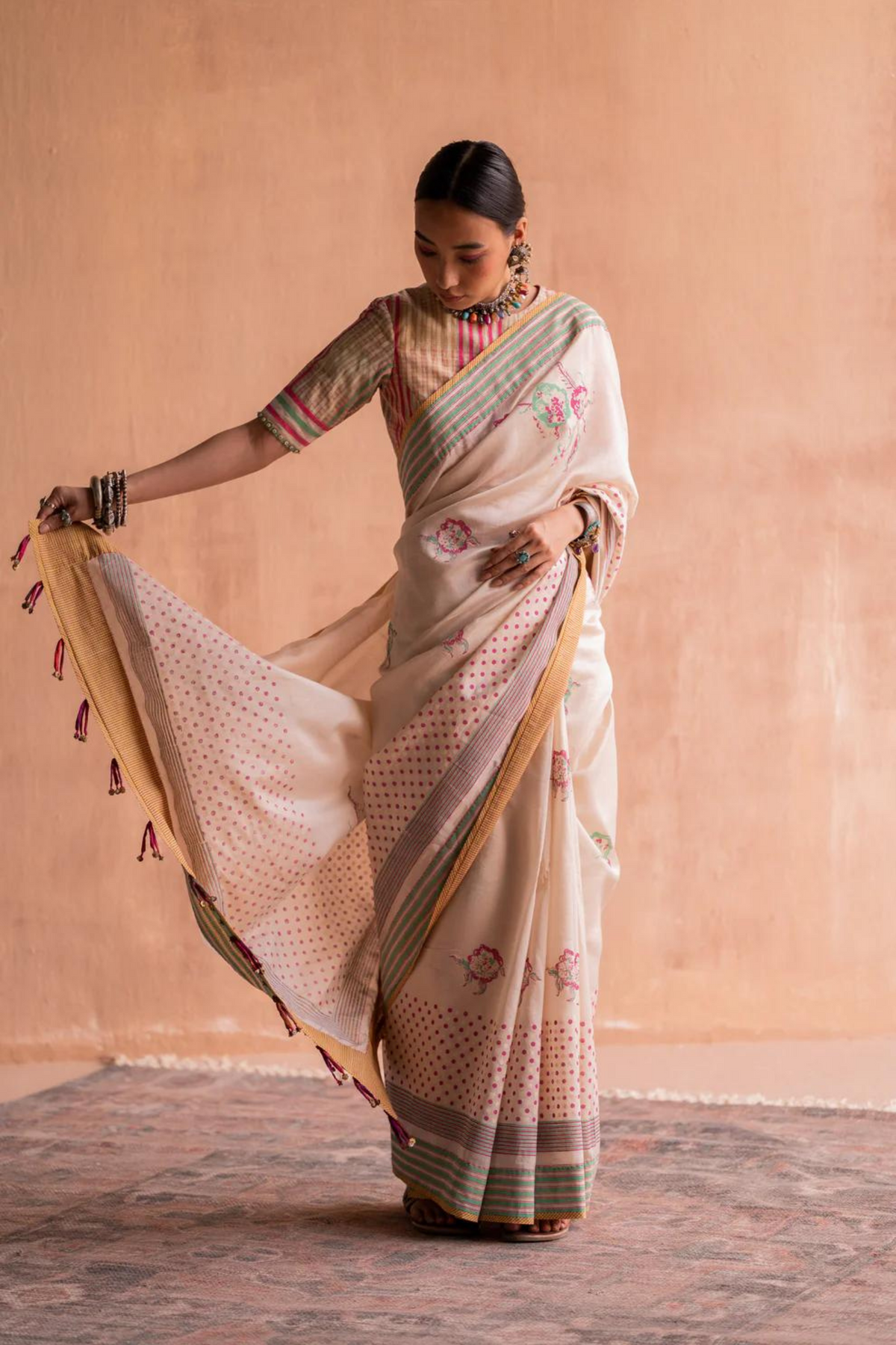 Yamuna Sari