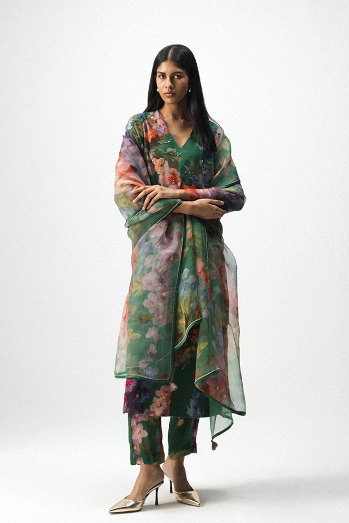 Thea Embroidered Kurta Set