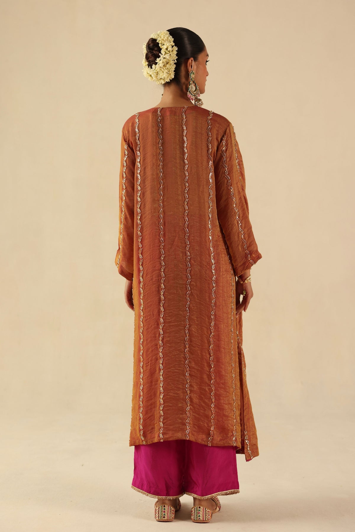 Jhoomar Kurta Set