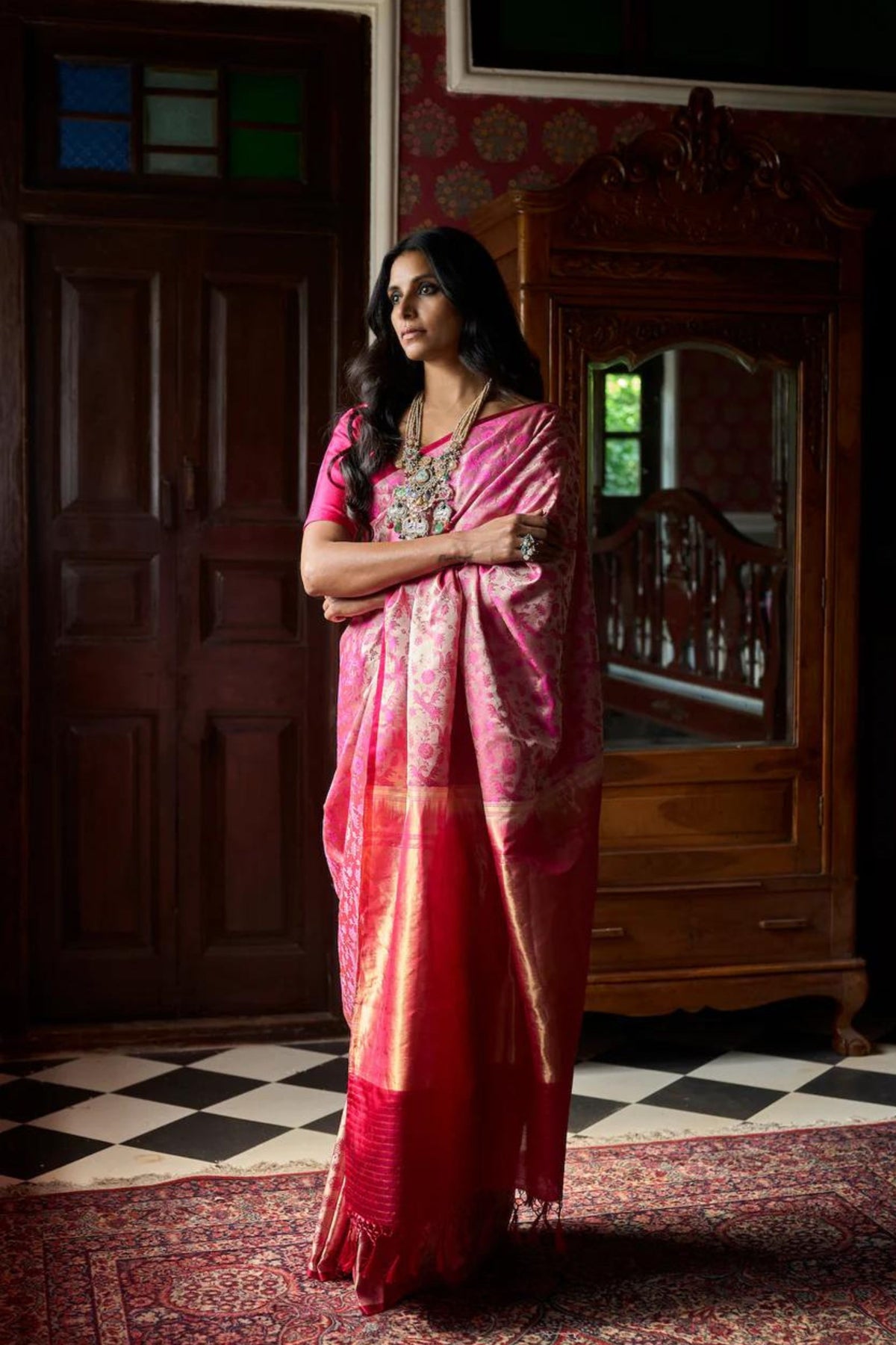 Natkhat Chiraiya Gulabi Tanchoi Benarasi Handloom Saree