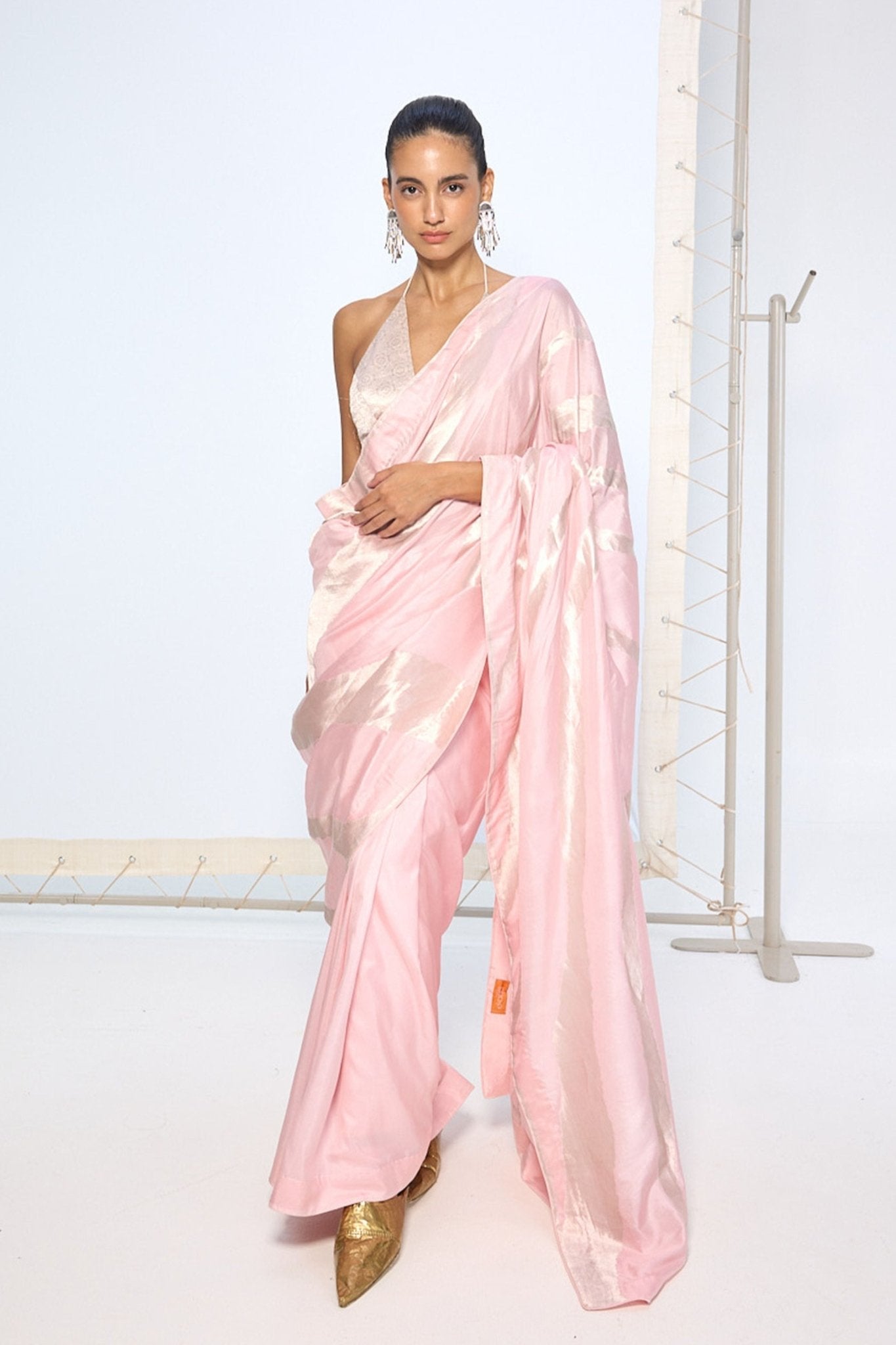 Handwoven Blush Pink Silk Saree - Ekaya - Elahe