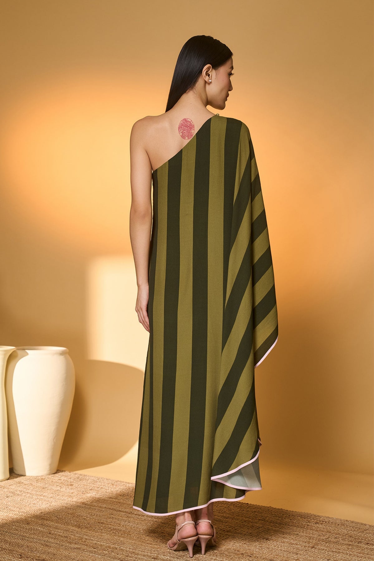 Green Totem Pod One Shoulder Kaftan