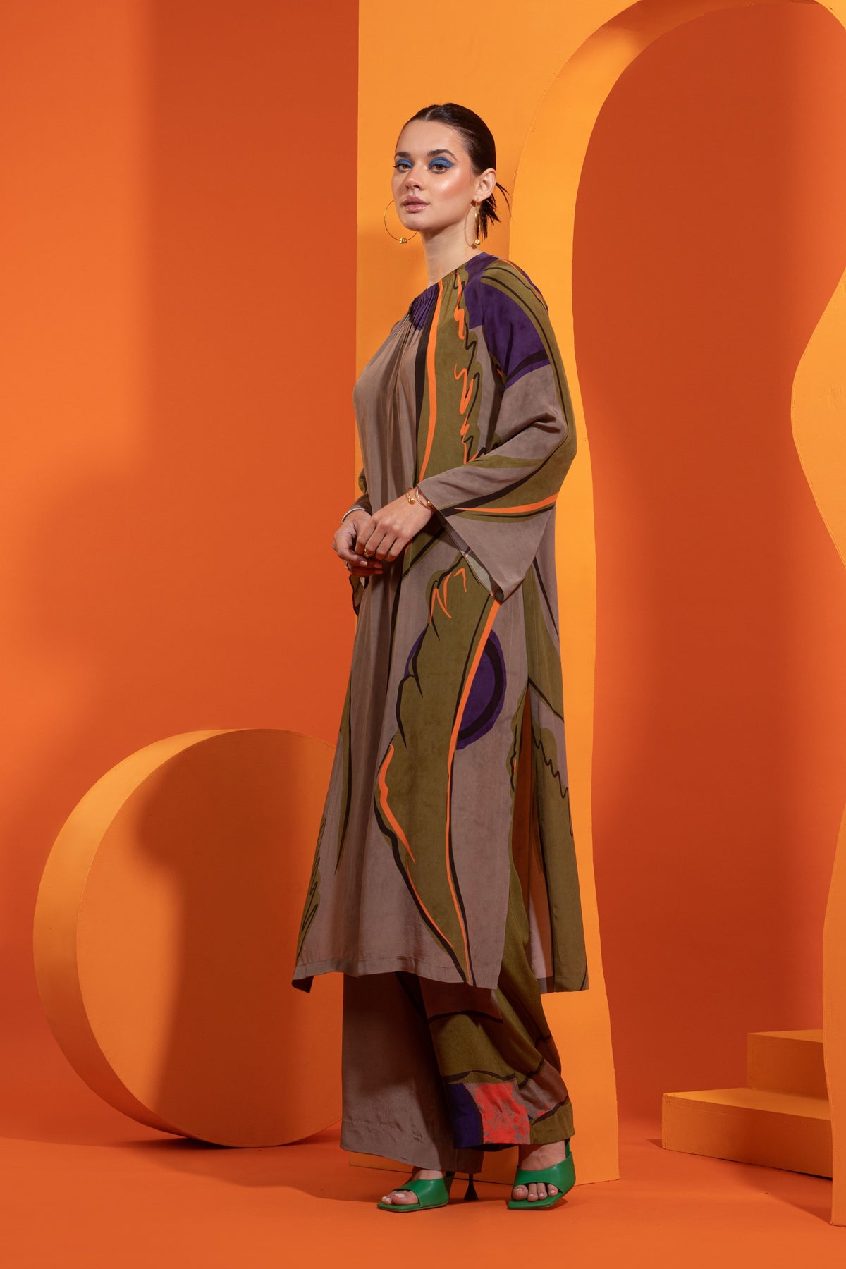 Artistic Printed Bell Sleeves Tunic Set