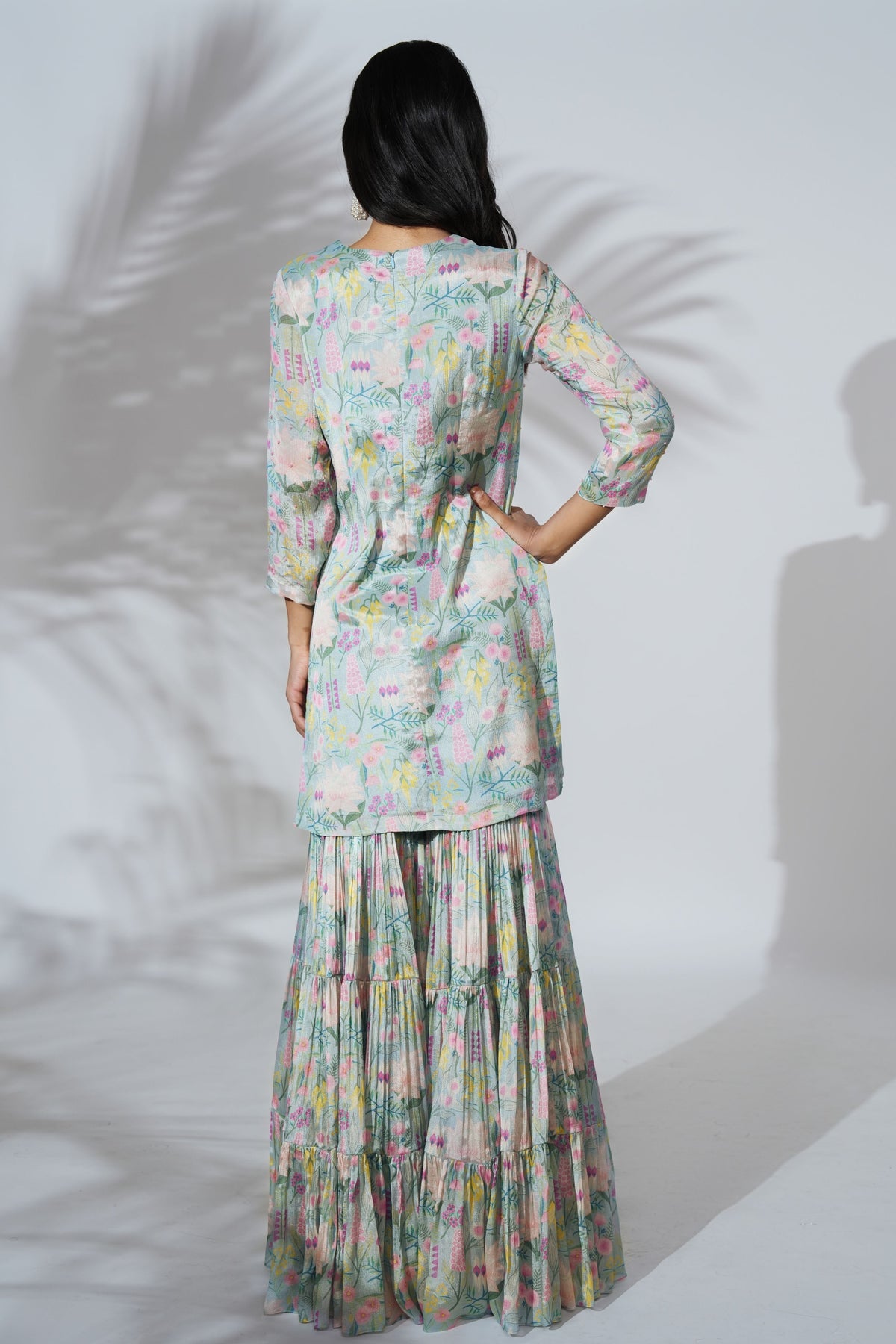 Neela Sharara Set