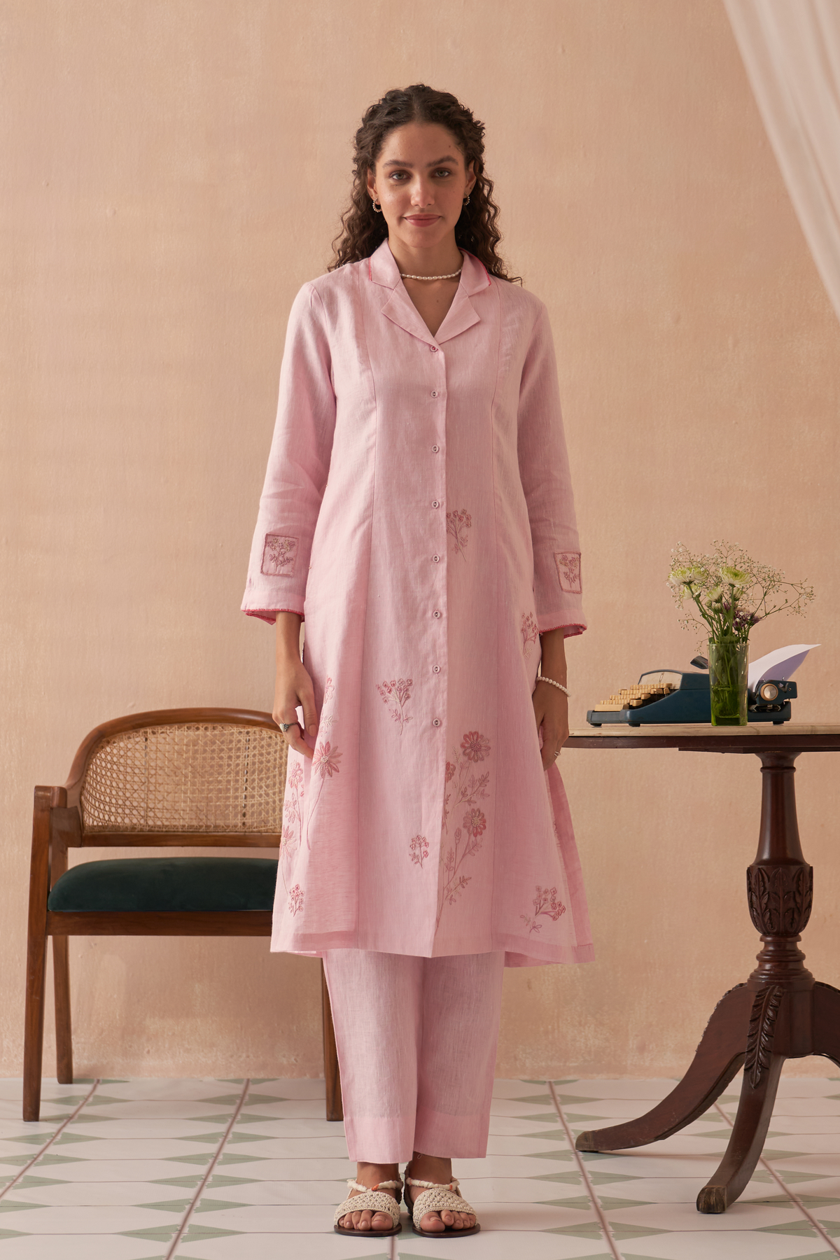 Ishq Kurta And Pants