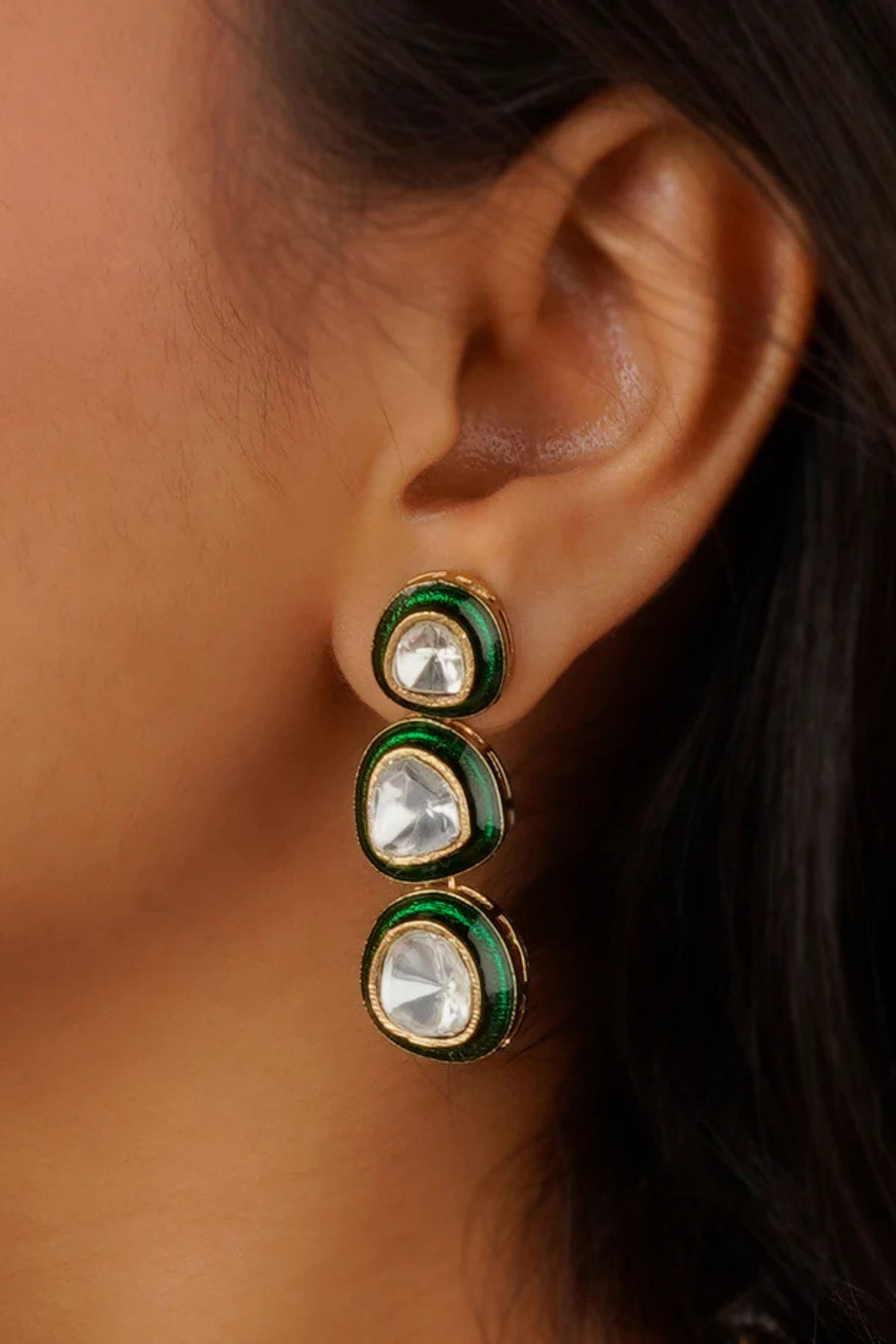Green Color Contemporary Necklace Set