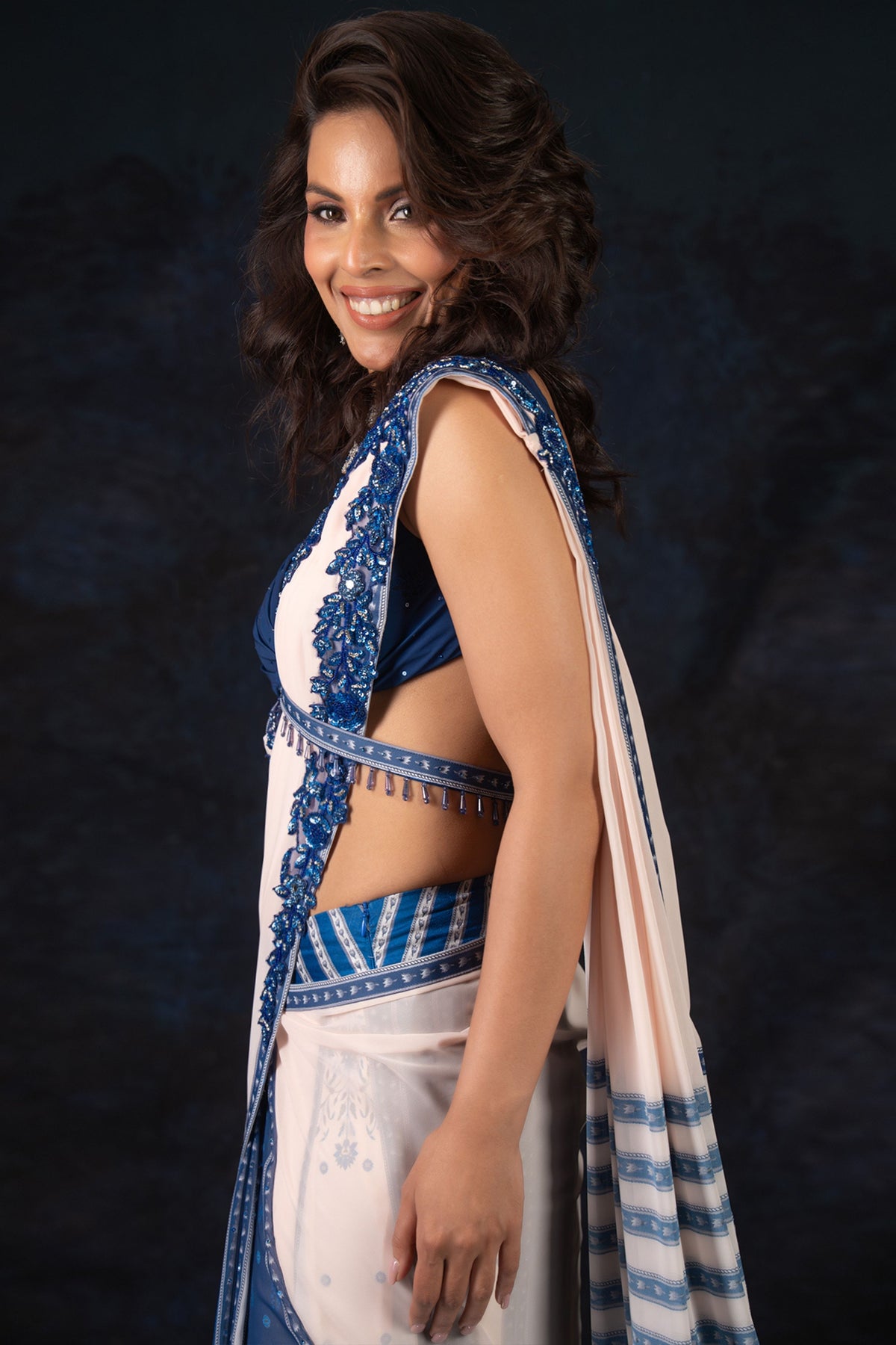 Neel Mahal Ivory Sari
