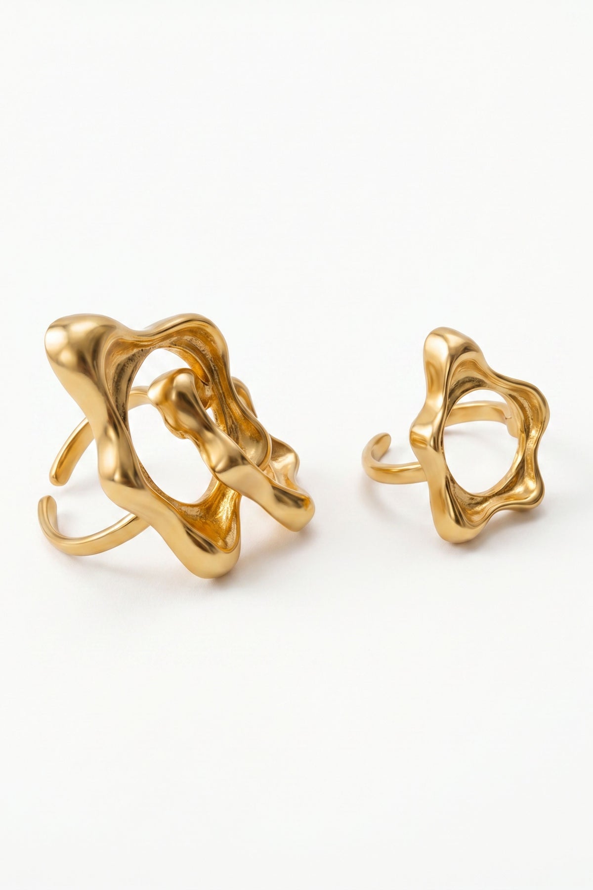 Aura Flow Ring Set