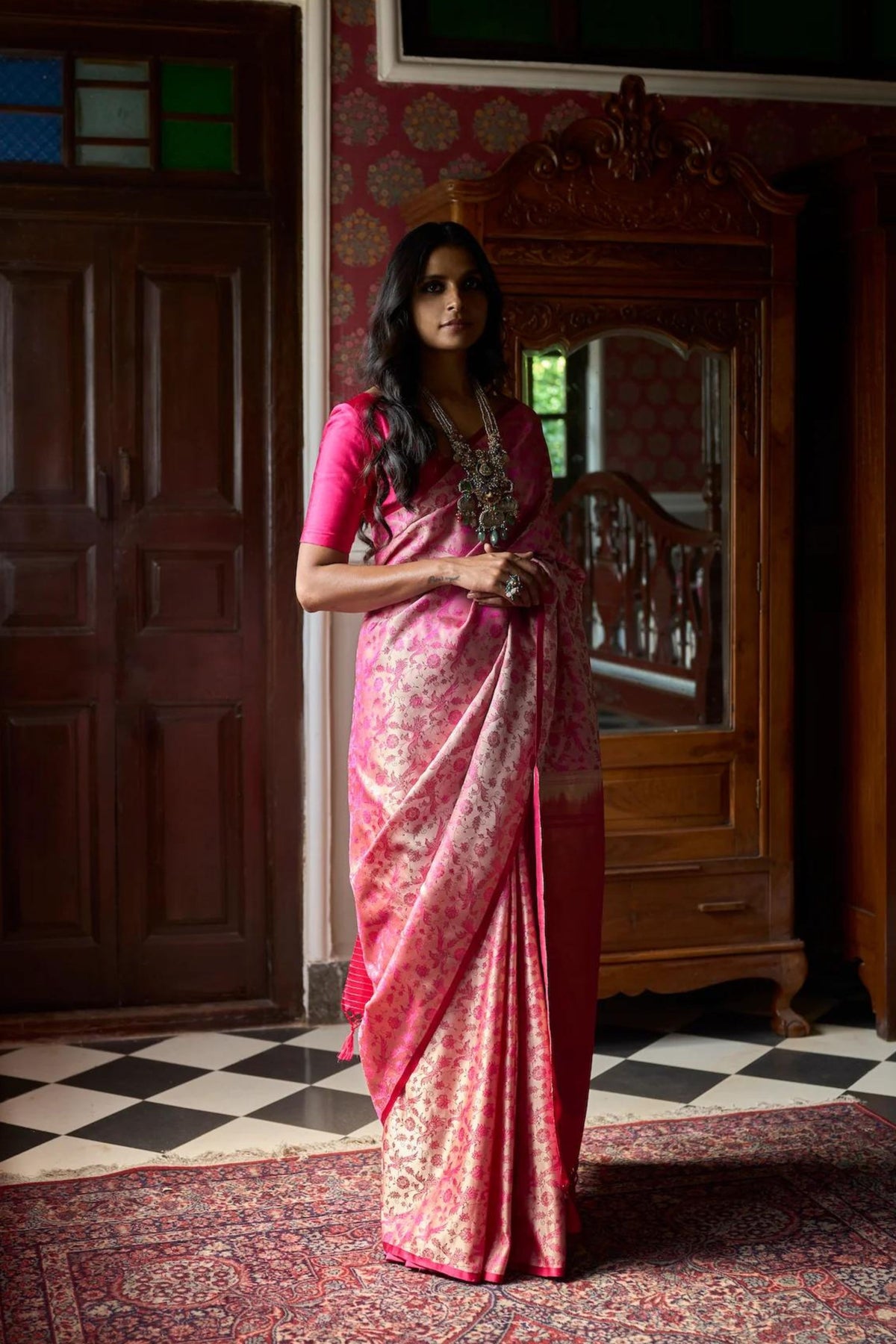 Natkhat Chiraiya Gulabi Tanchoi Benarasi Handloom Saree