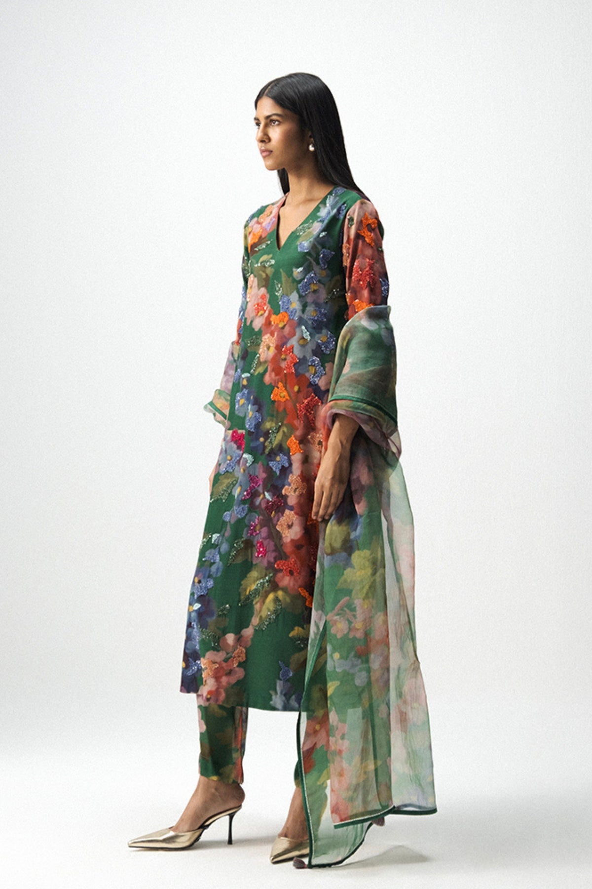 Thea Embroidered Kurta Set