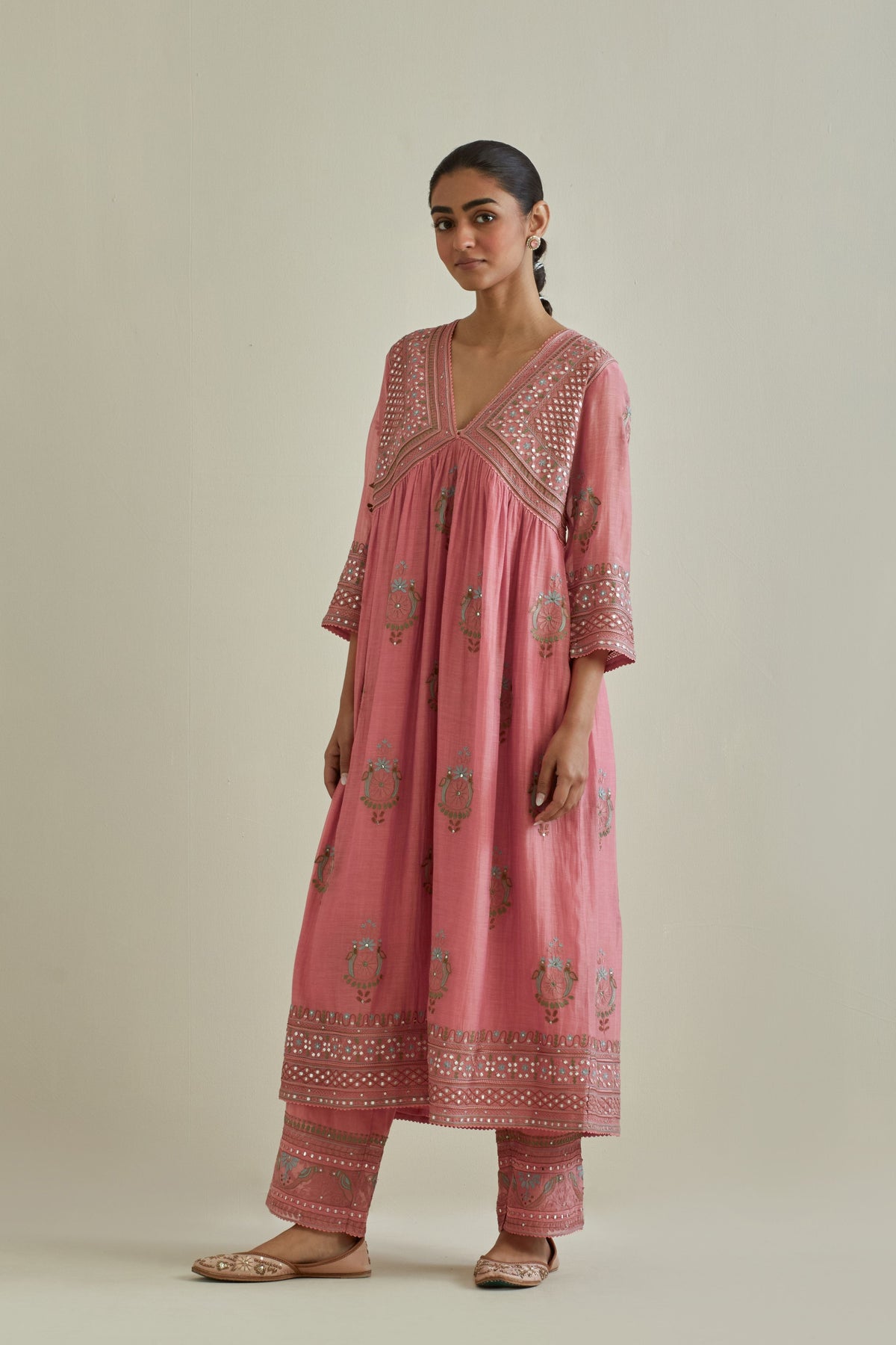 Pink V Neck Yoke Kurta Set