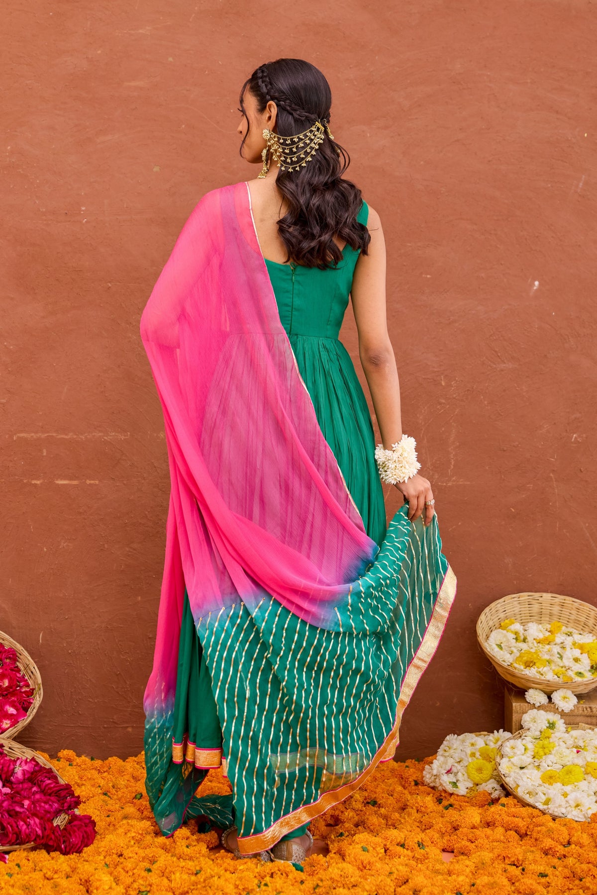 Aarna Anarkali Set