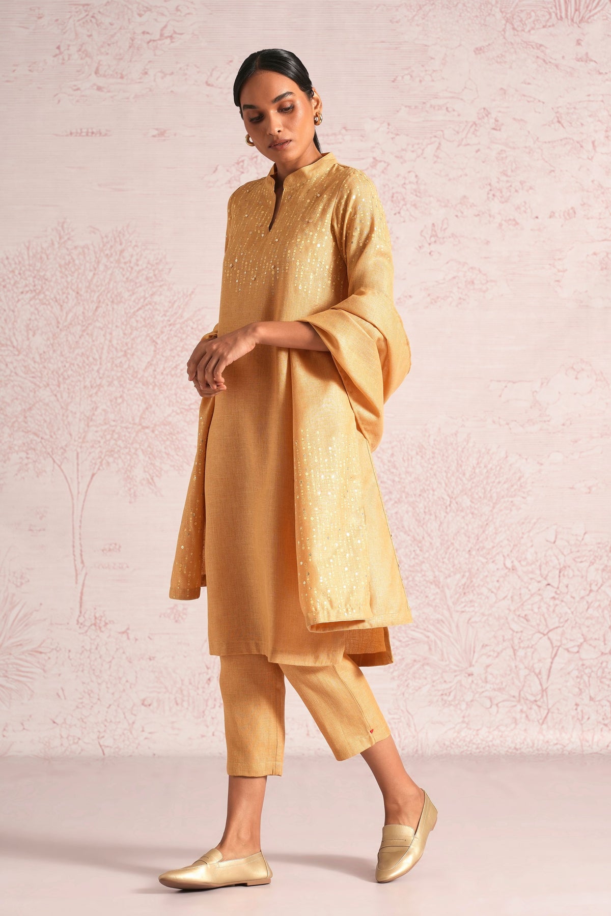 Shimmer Cashew Kurta & Pant