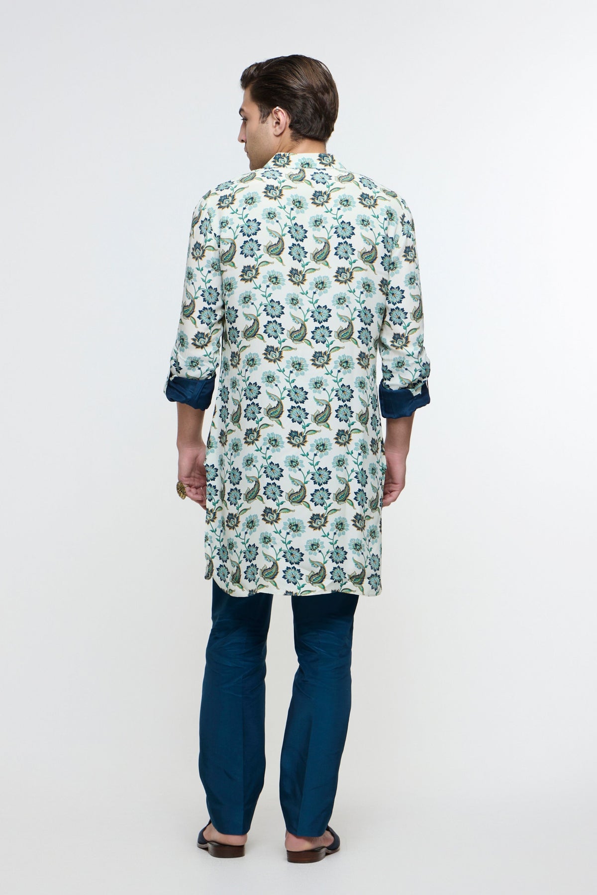 Ivaan White Jaal Rolled Up Kurta