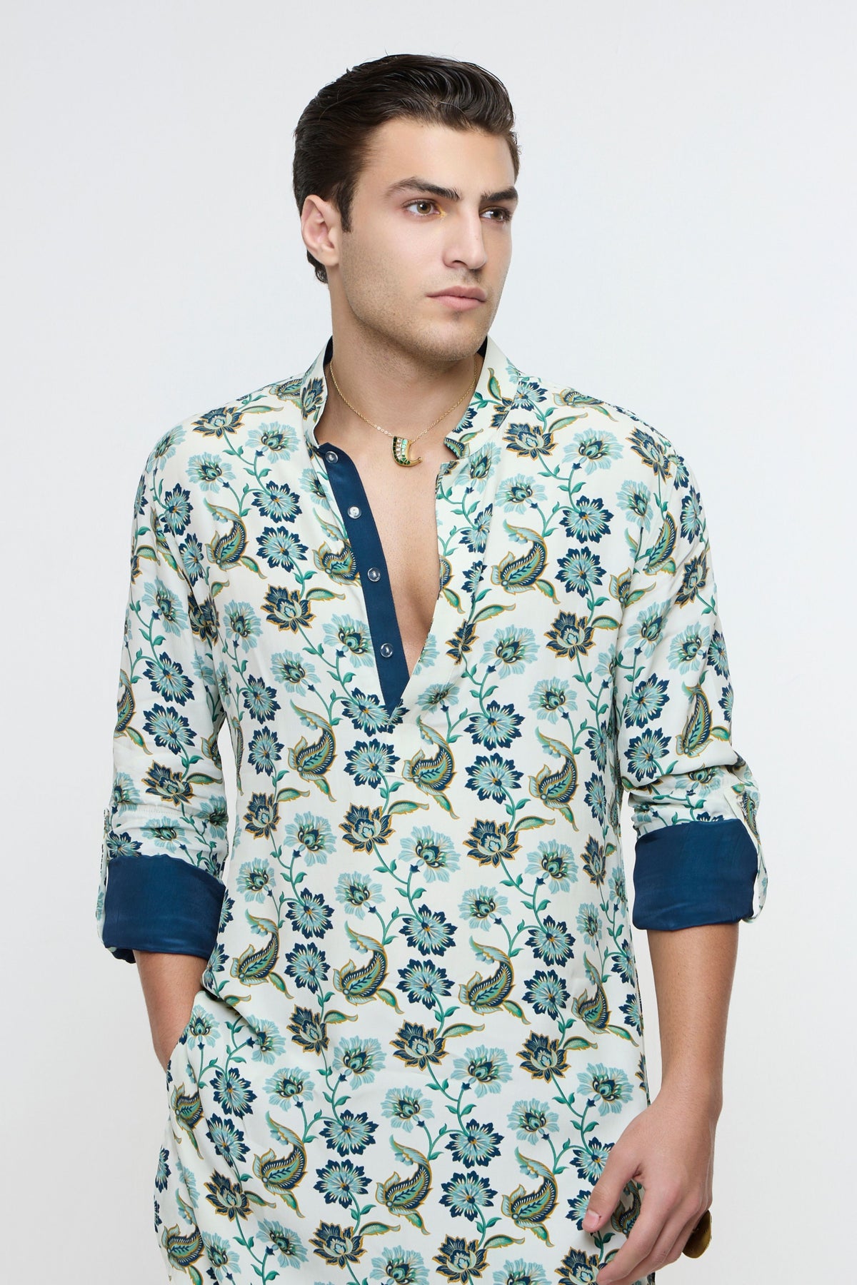 Ivaan White Jaal Rolled Up Kurta