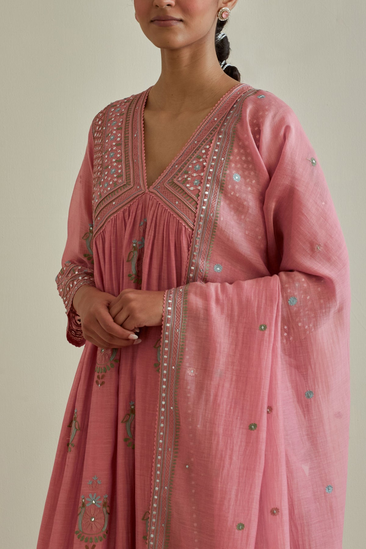 Pink V Neck Yoke Kurta Set