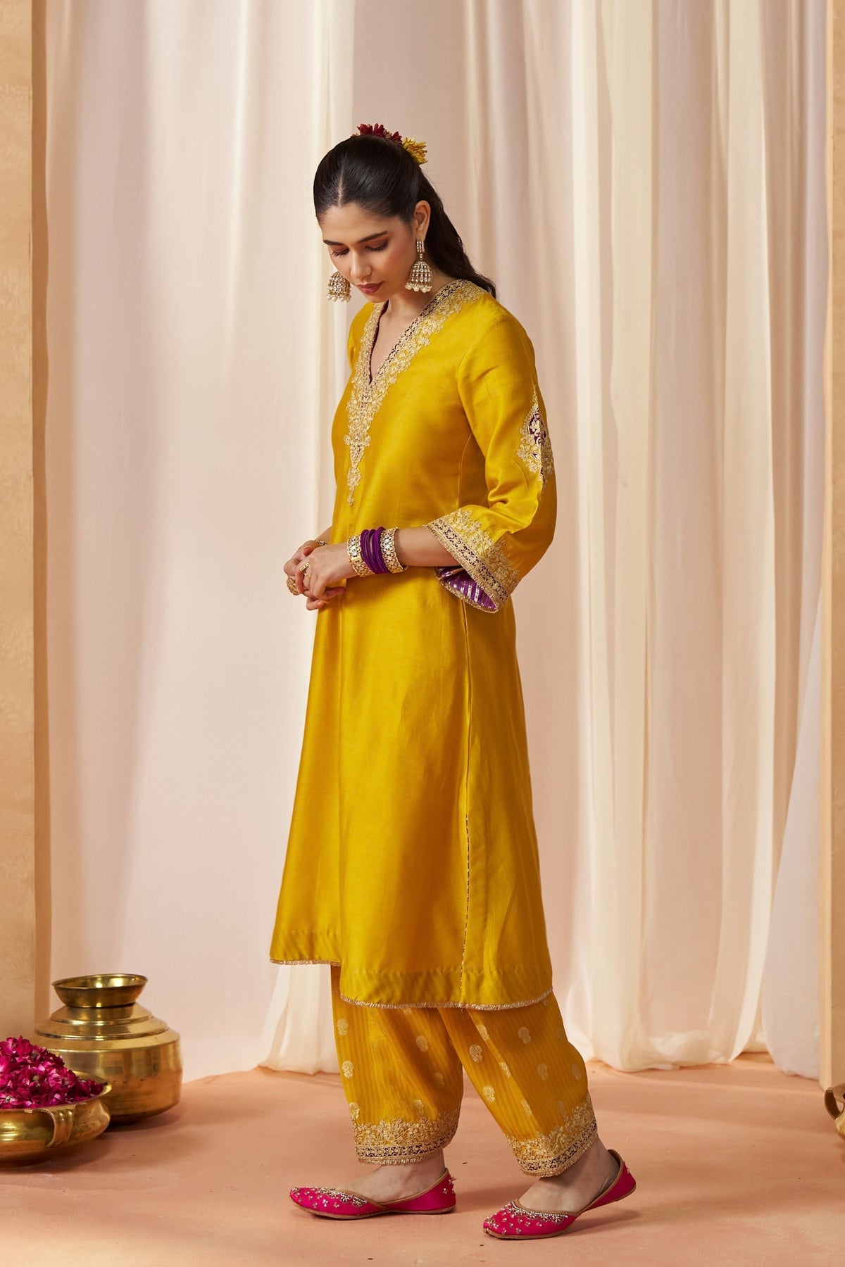 Liana Mustard Chauga Set