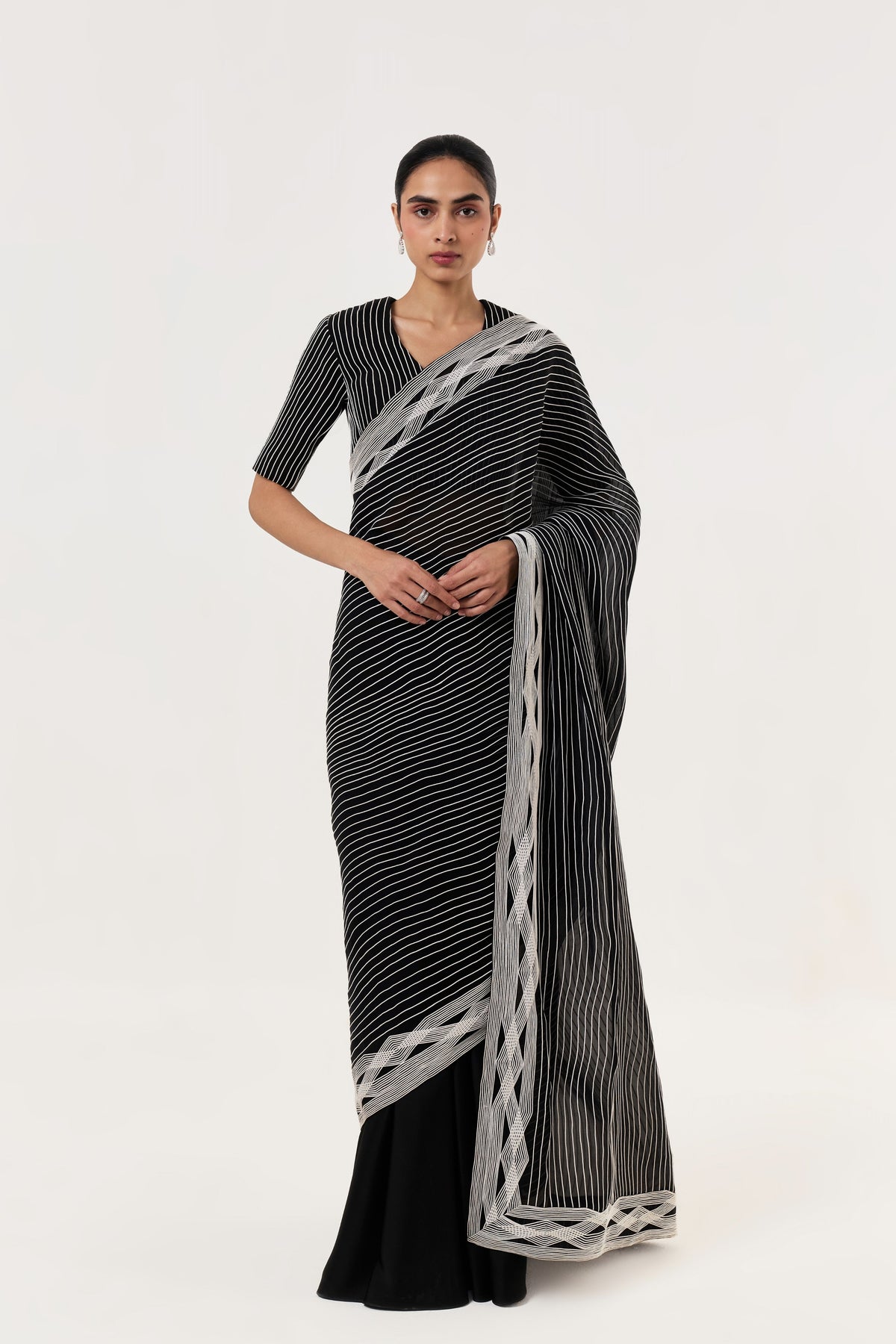 Entwined Corded Black White Saree