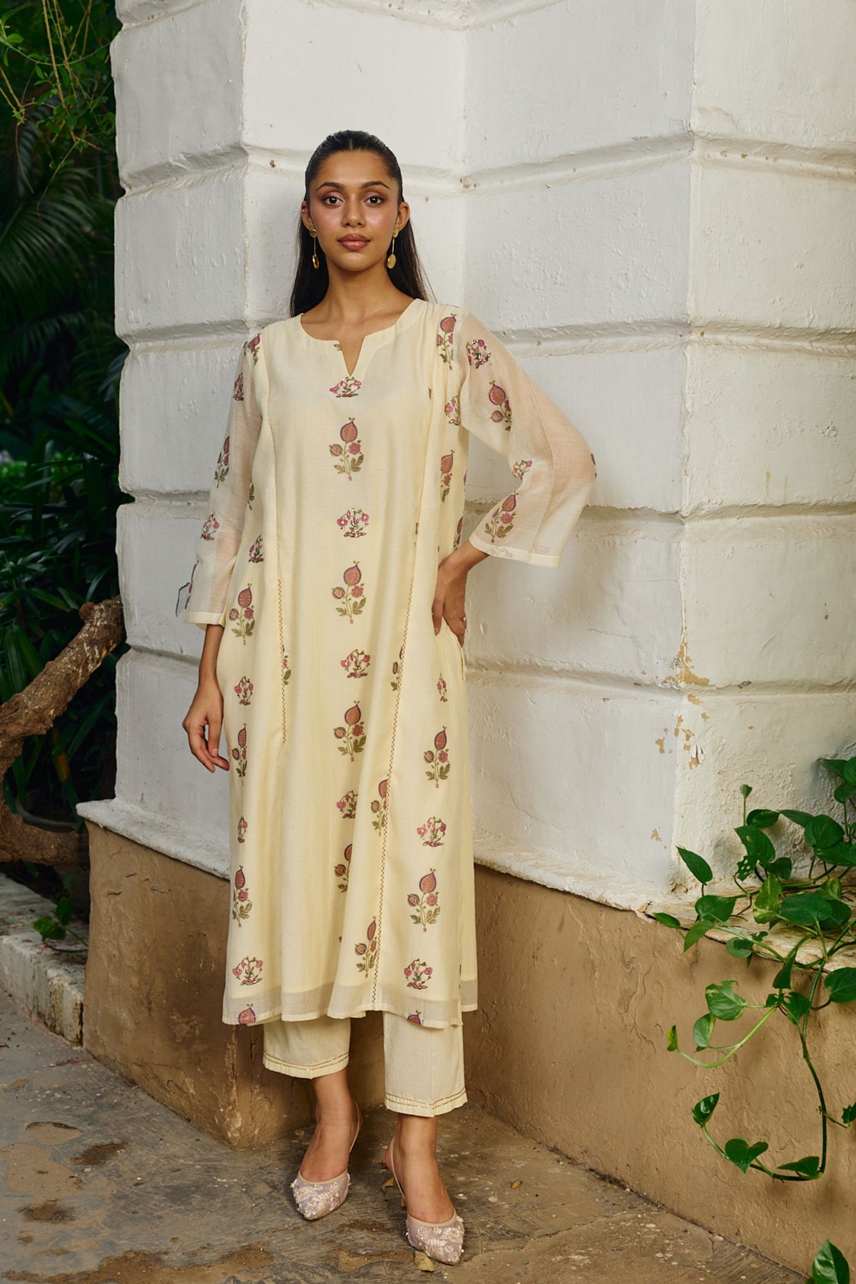 Evie Pearl Kurta Set