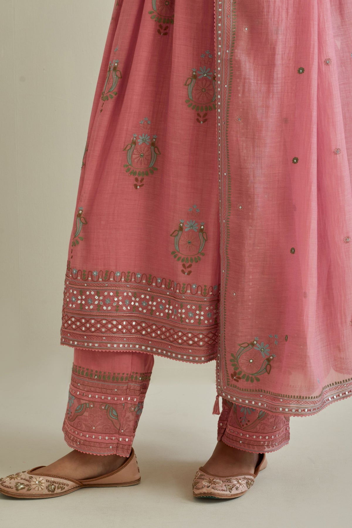 Pink V Neck Yoke Kurta Set