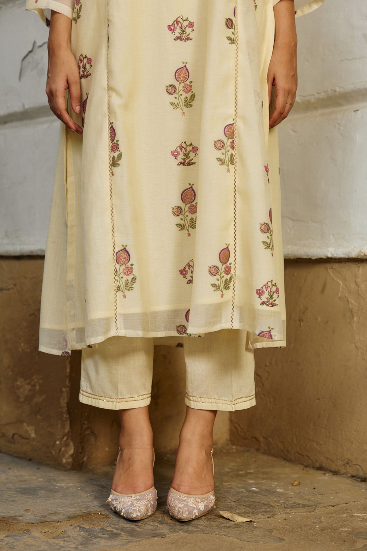 Evie Pearl Kurta Set
