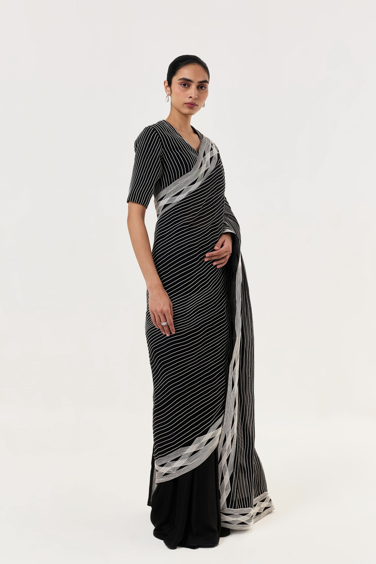 Entwined Corded Black White Saree