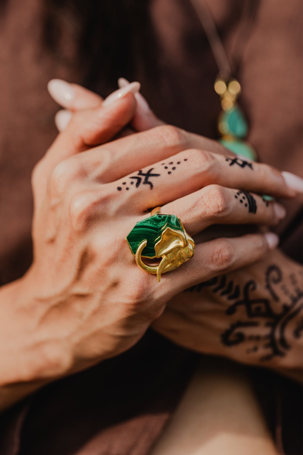 Ele Malachite Ring Gold