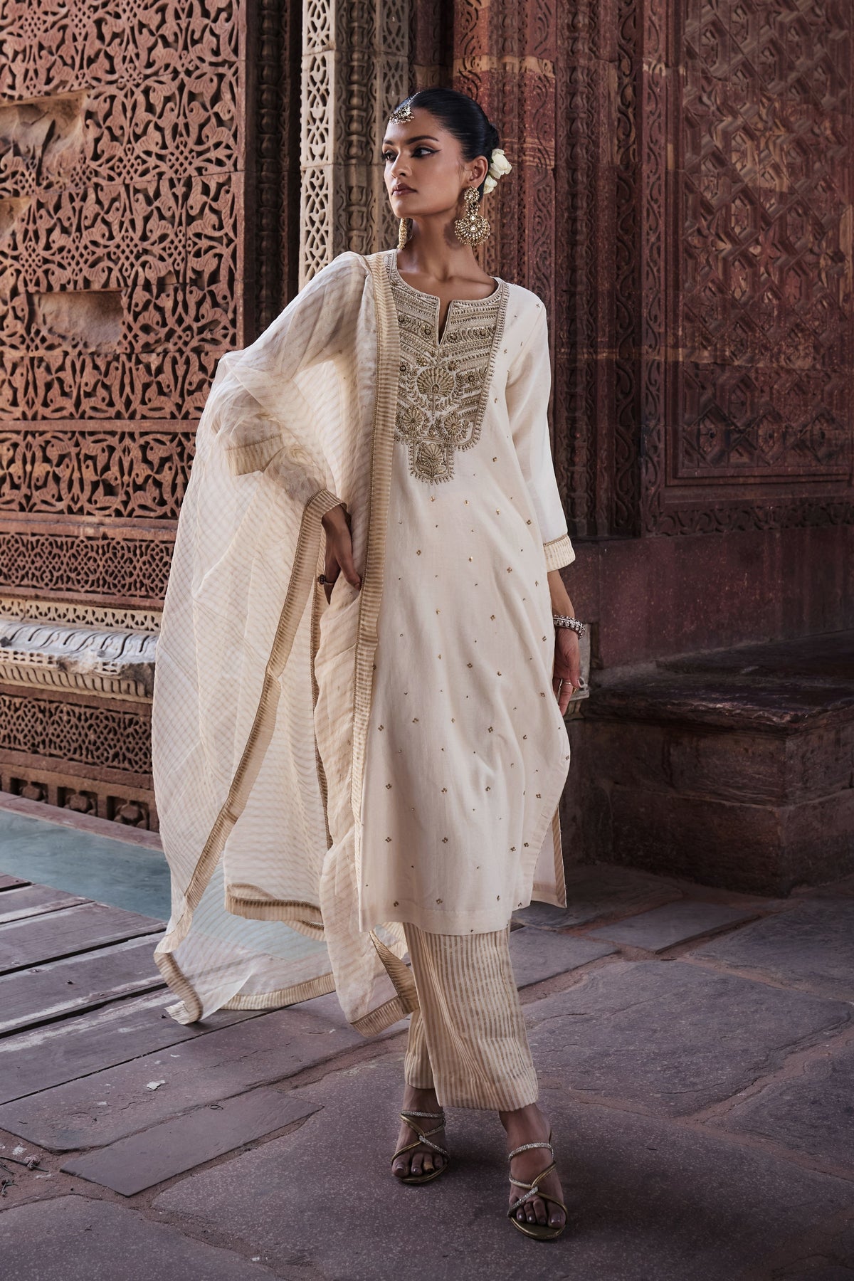 Erum Ivory Kurta Set