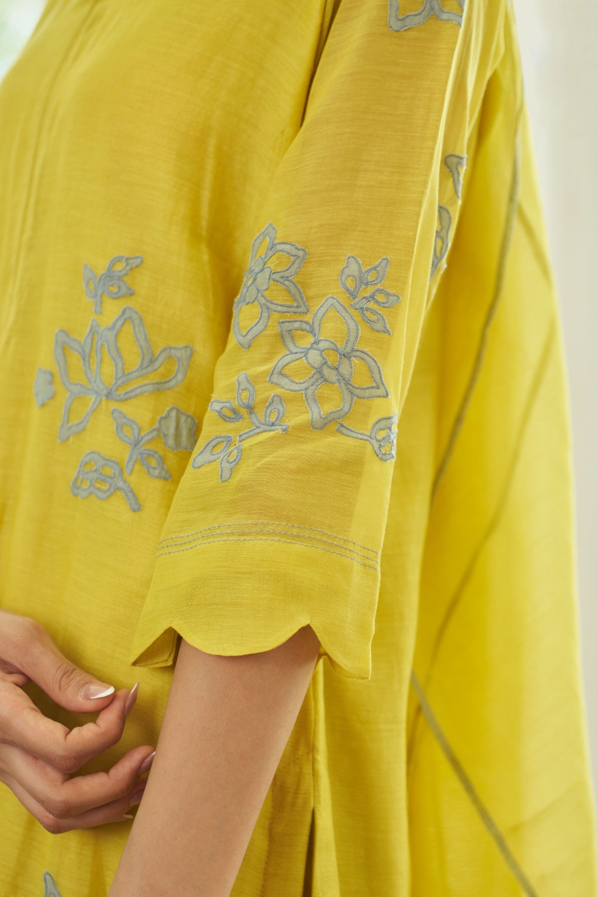 Daffodil Applique Floral Kurta Set