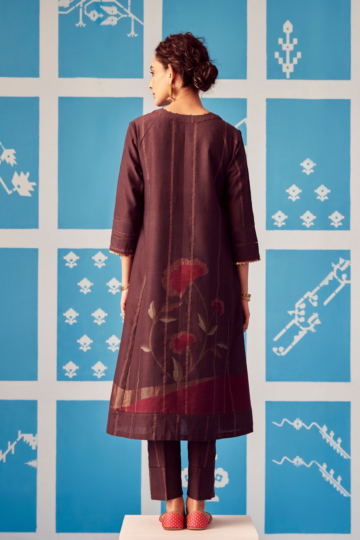 Sunheri Kurta Set