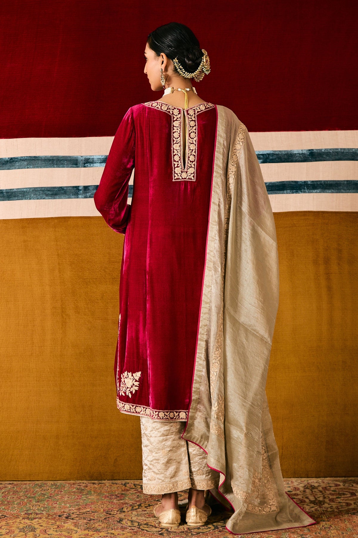 Ritvi Kurta Set