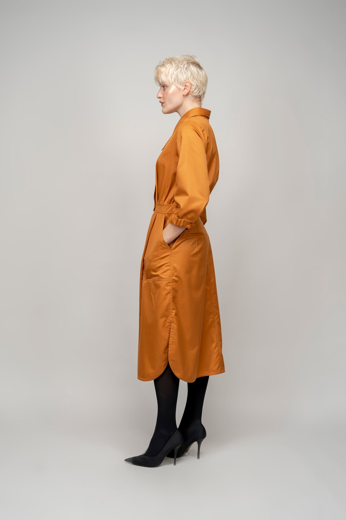 Suit Shirt in Amber