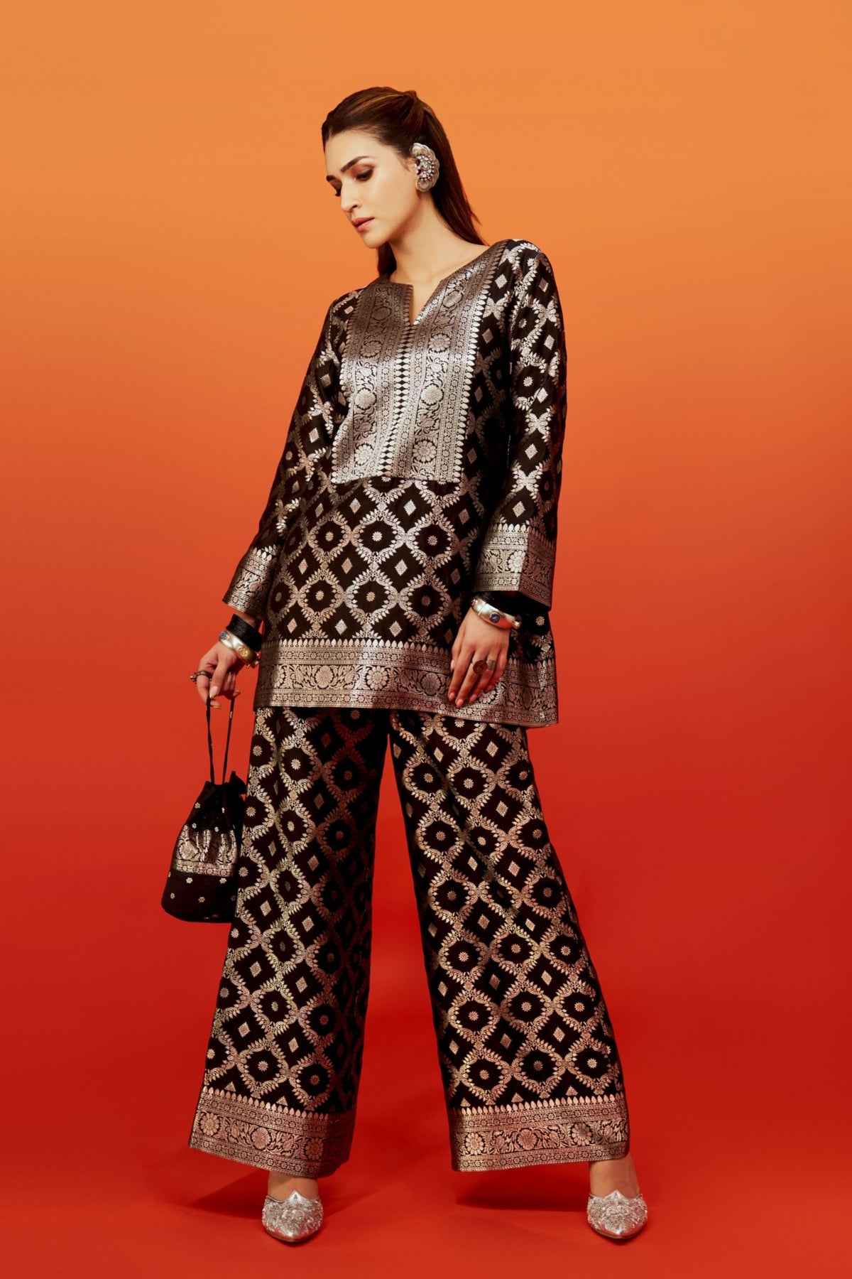 Kriti Sanon in Sobariko