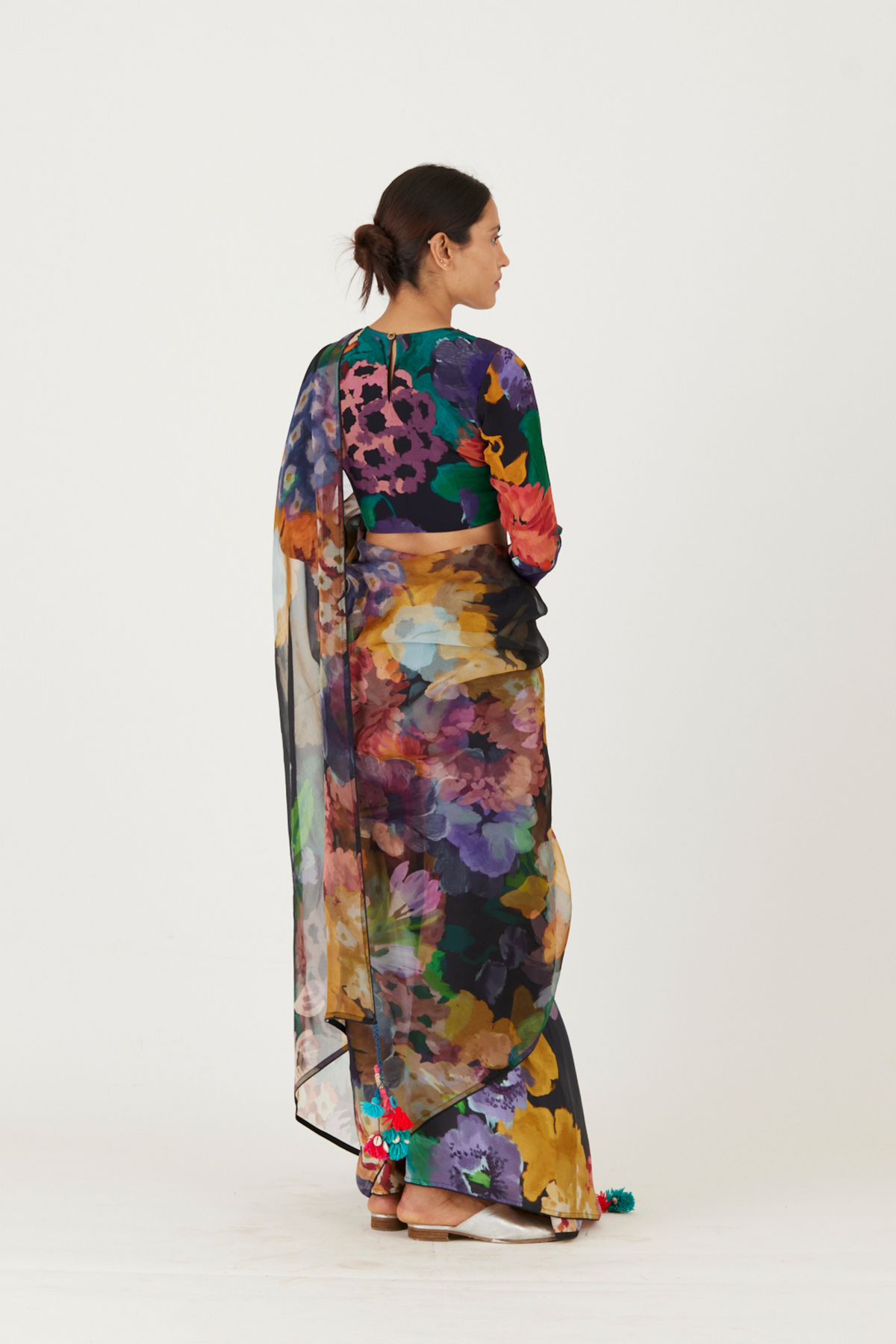 Farah Black Saree