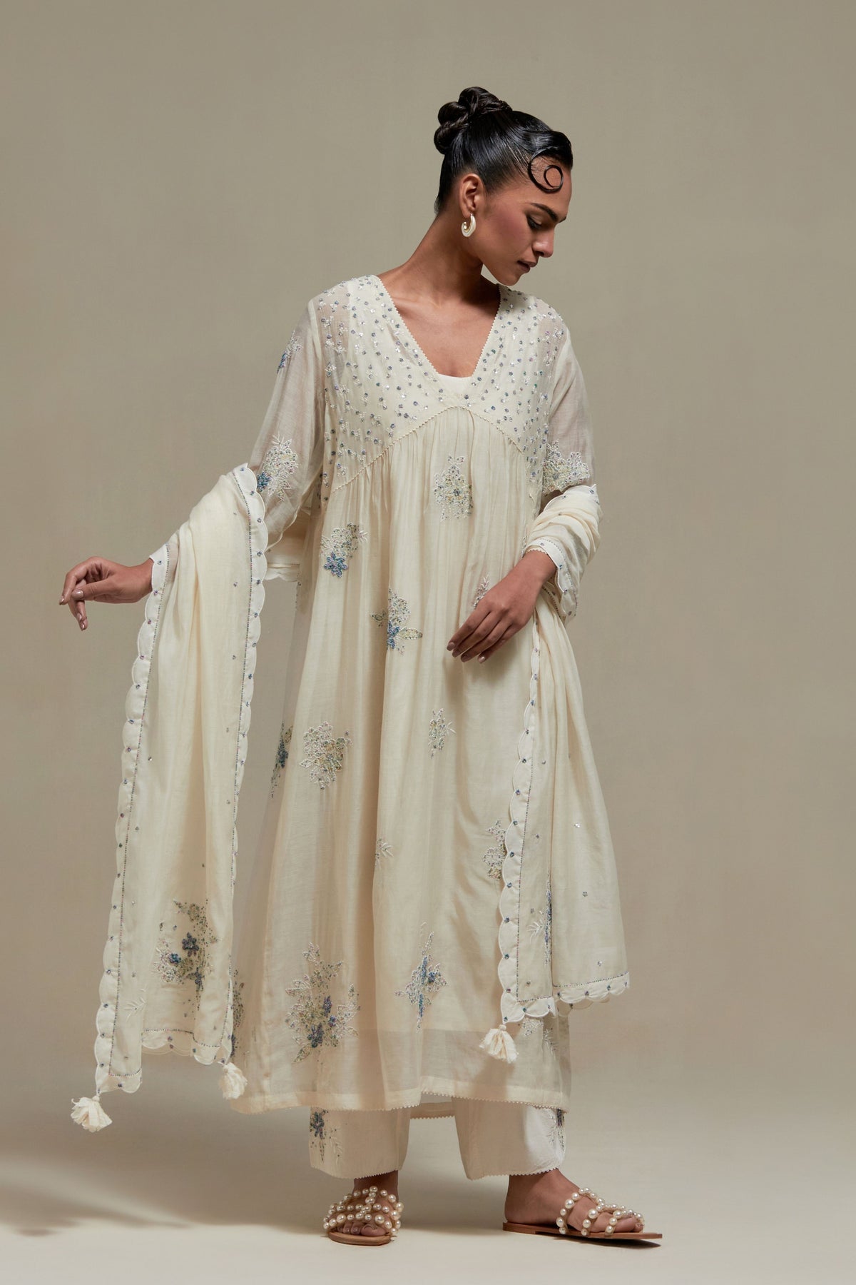 Blue V-Neck Kurta And Pants