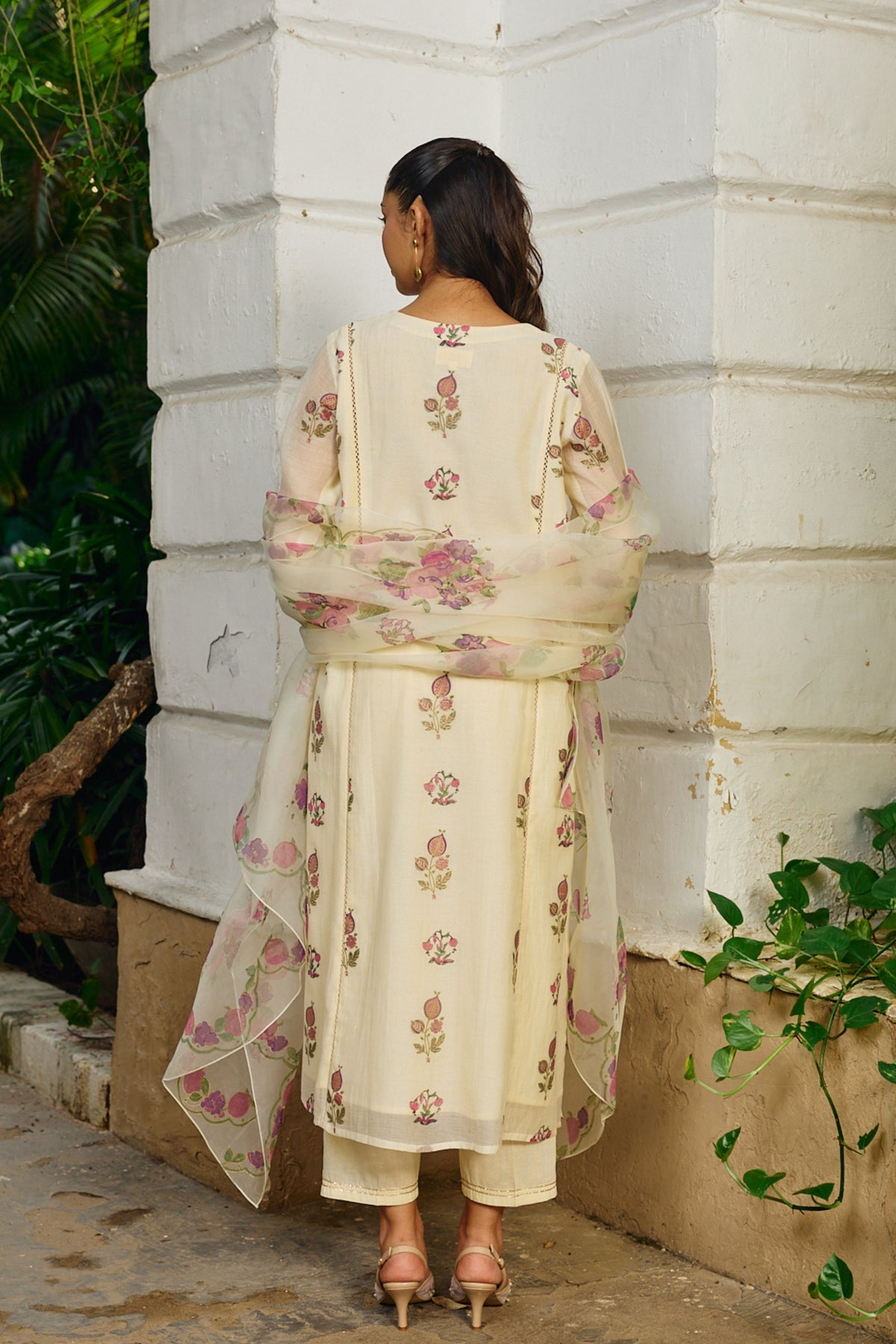 Evie Pearl Kurta Set