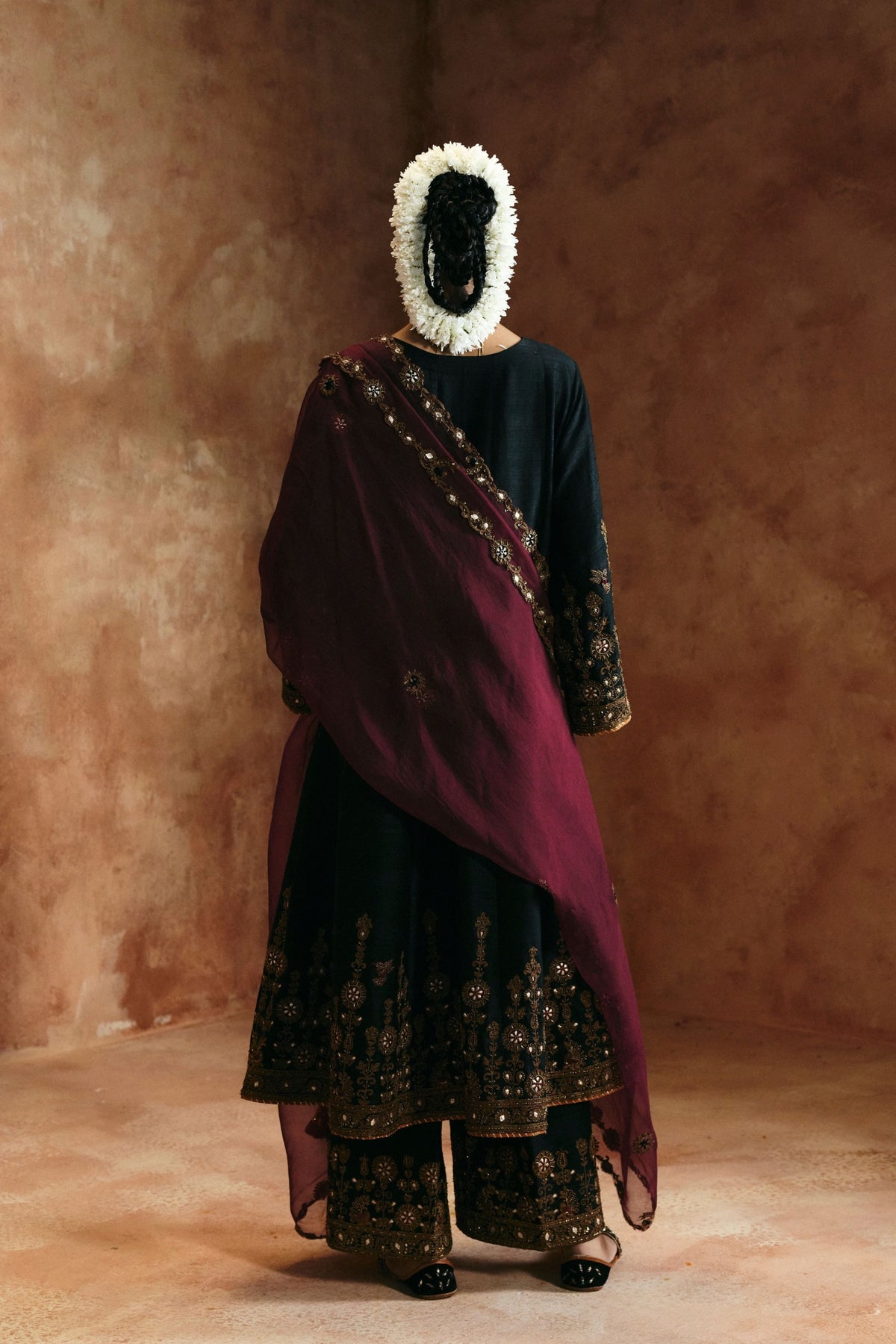 Multicoloured Zardozi Sindh Back Kurta Set