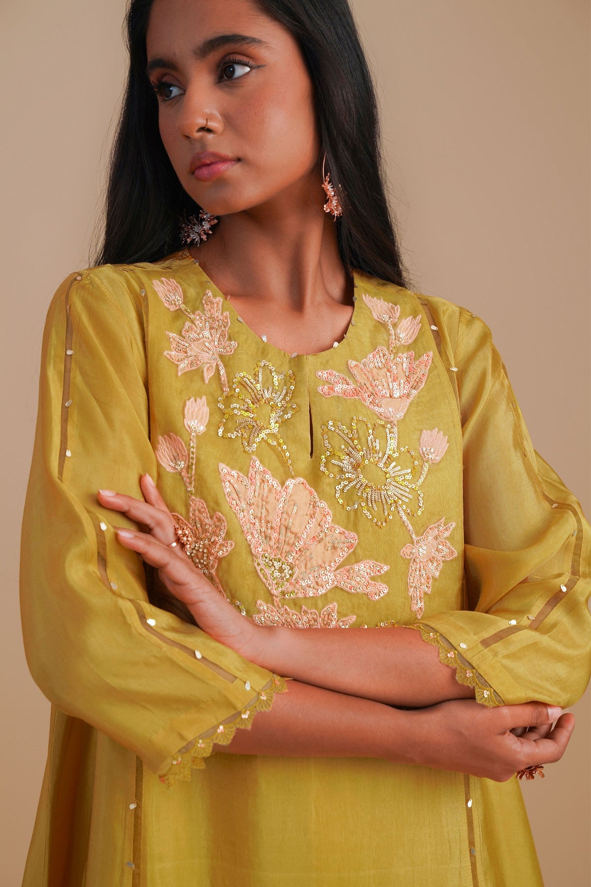 Daffodil Applique Kurta Set
