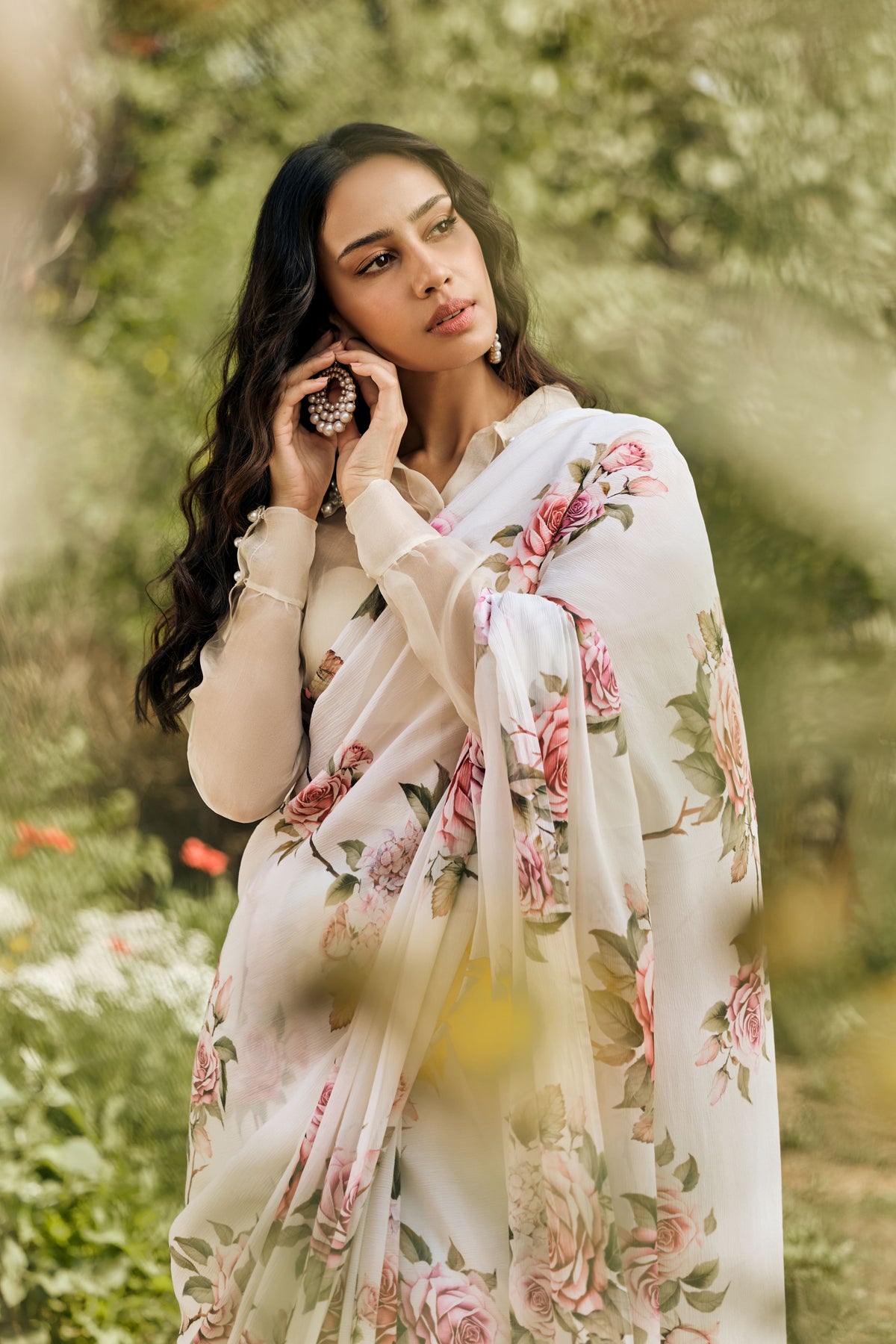 Tania White Chiffon Saree