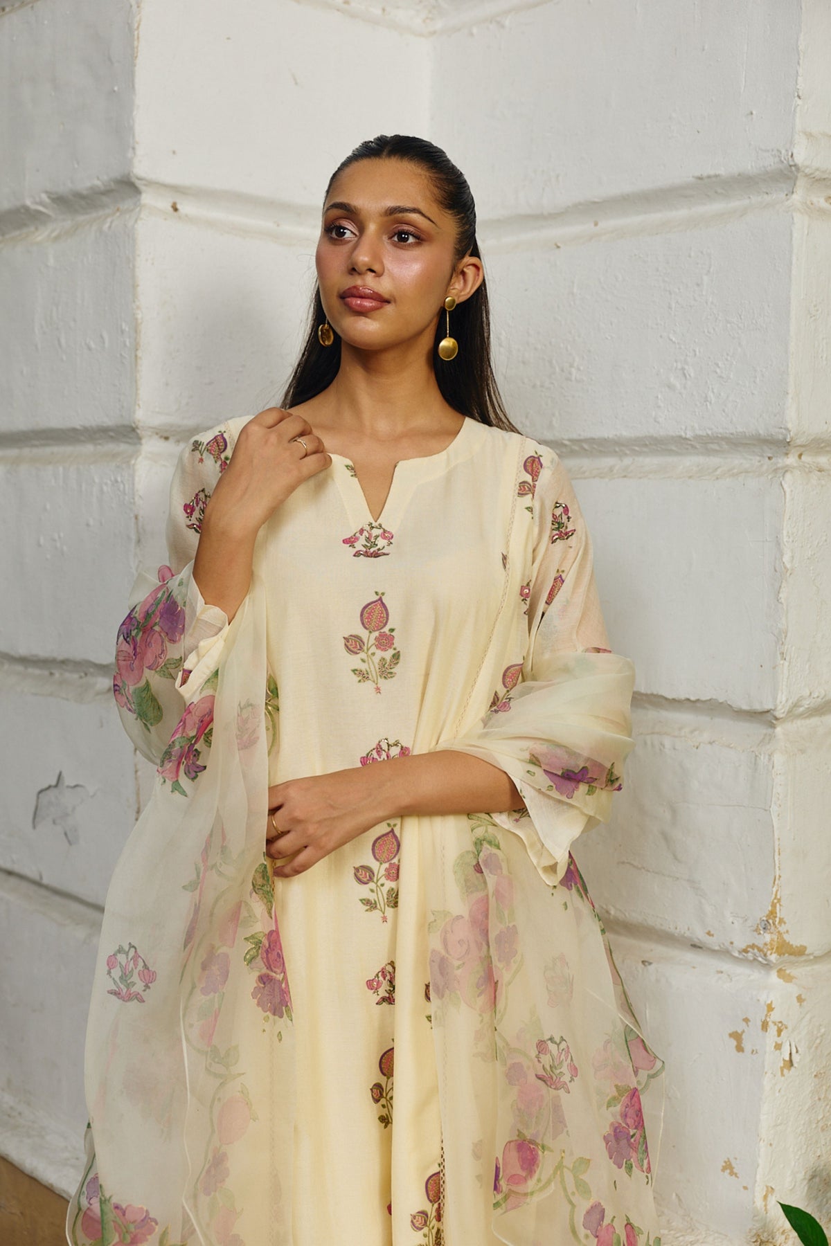 Evie Pearl Kurta Set