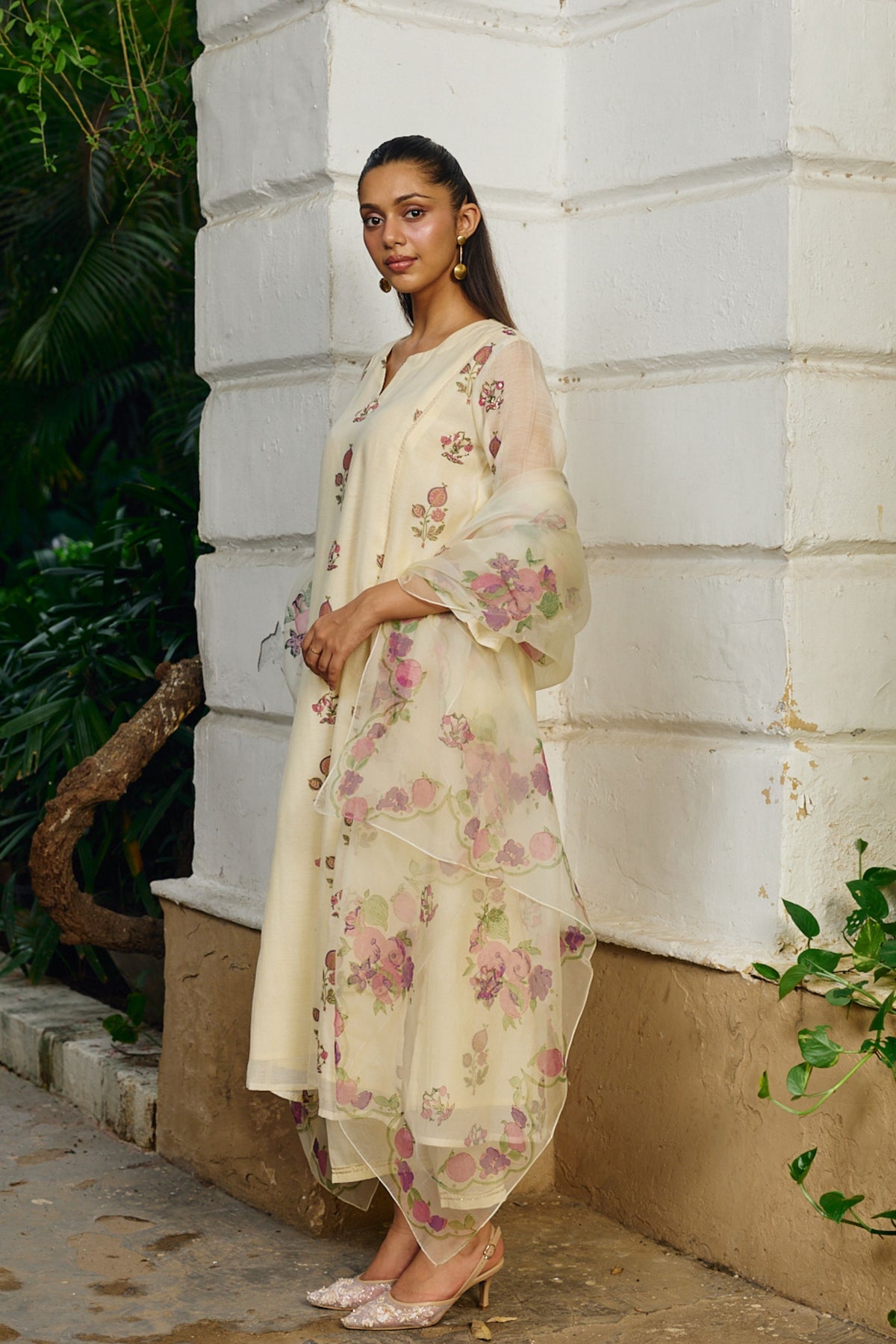 Evie Pearl Kurta Set
