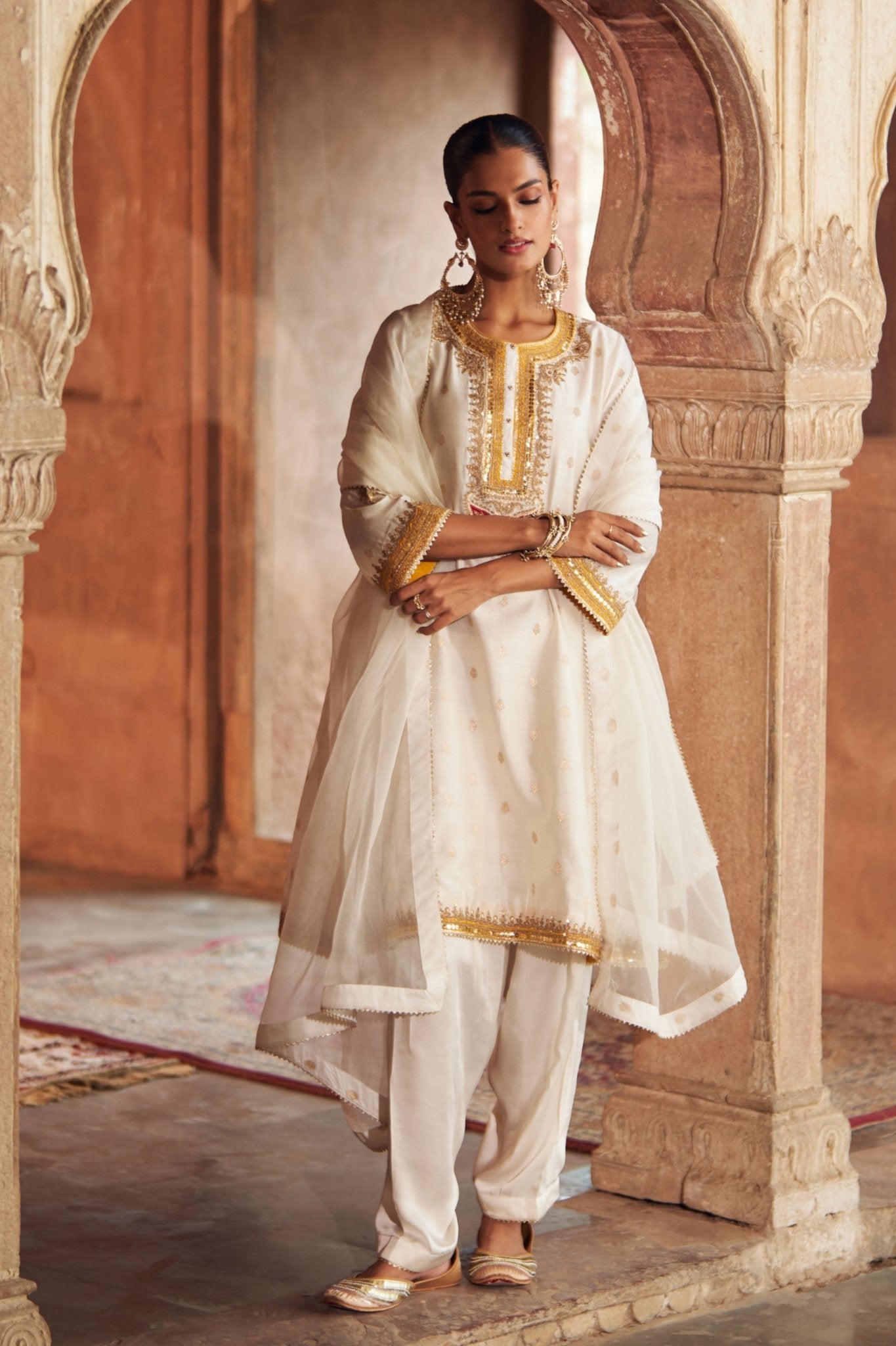 Inaayat Ivory Chauga Set - Sheetal Batra - Elahe
