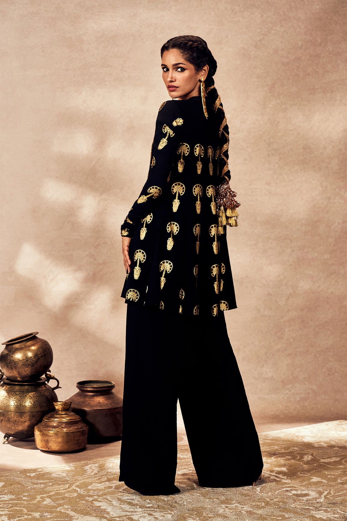 Black Traveler&#39;s Palm Tunic Set