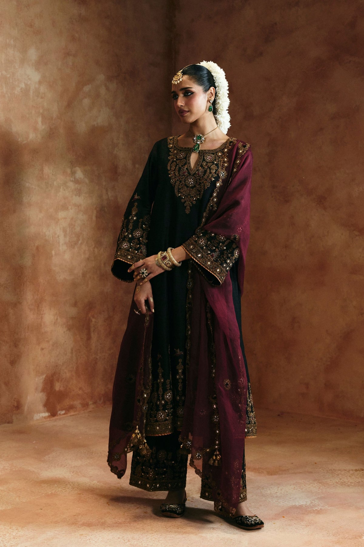 Multicoloured Zardozi Sindh Back Kurta Set
