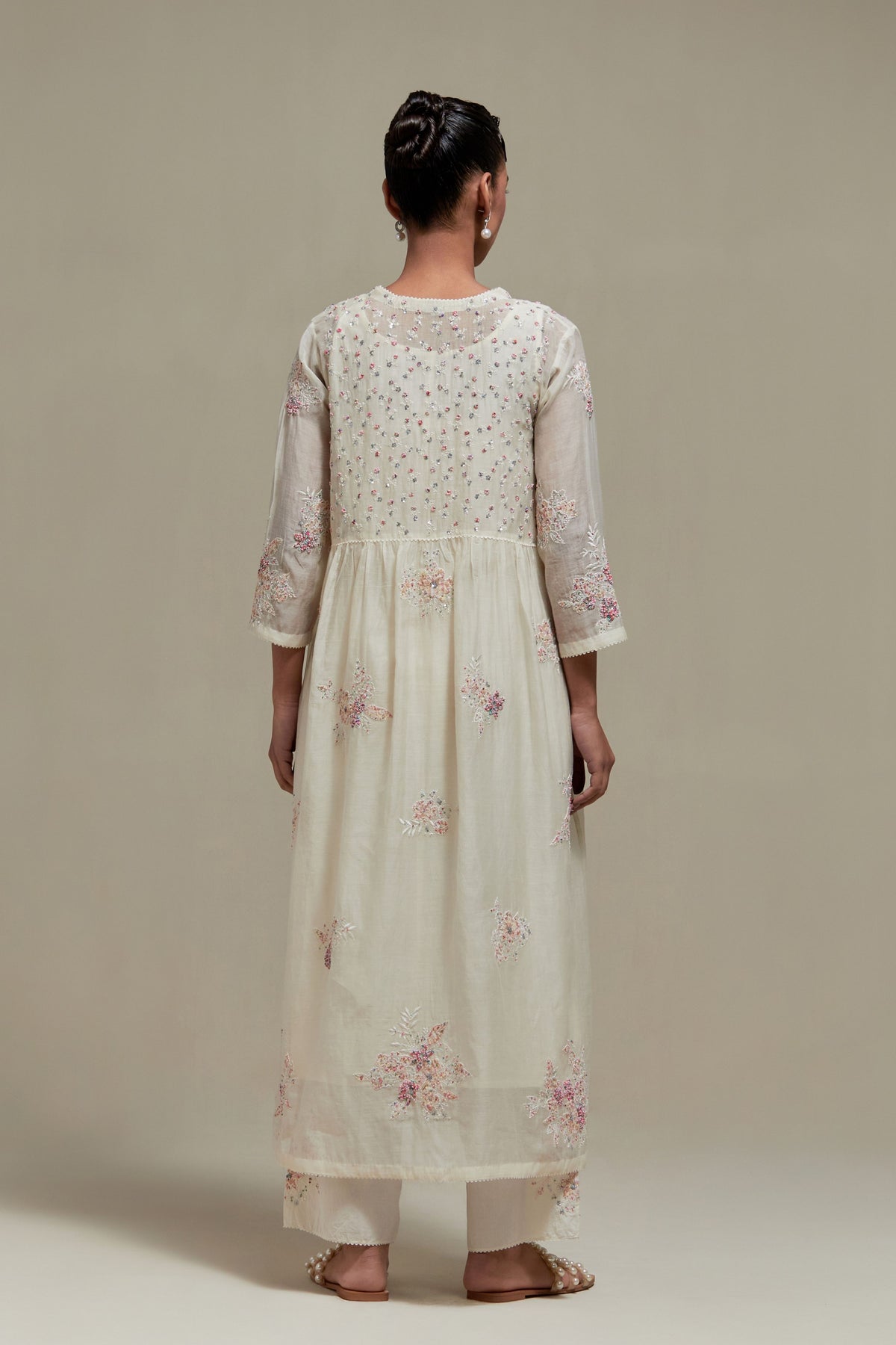 Pink V-Neck Kurta And Pants