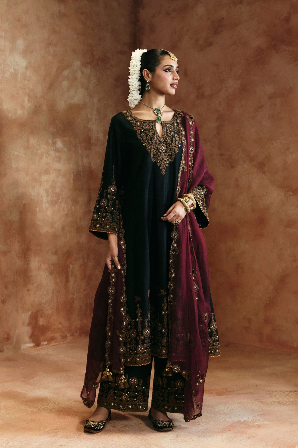 Multicoloured Zardozi Sindh Back Kurta Set